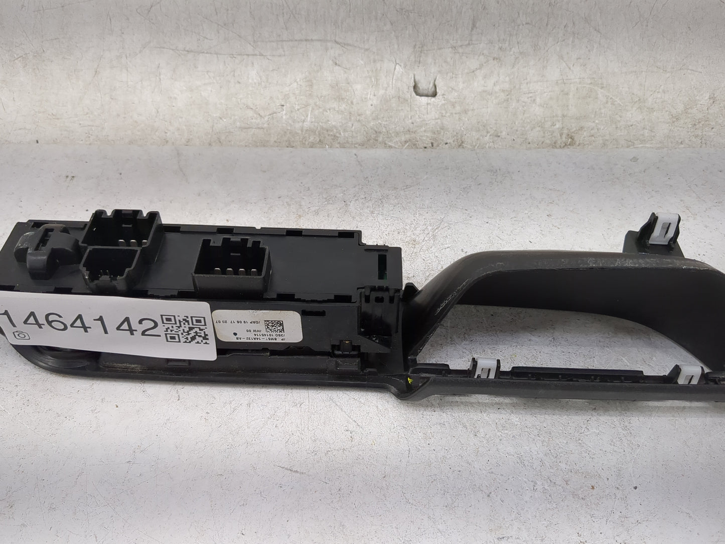 2013-2019 Ford Escape Master Power Window Switch Replacement Driver Side Left P/N:BM5T-14A132-AB Fits OEM Used Auto Parts - 