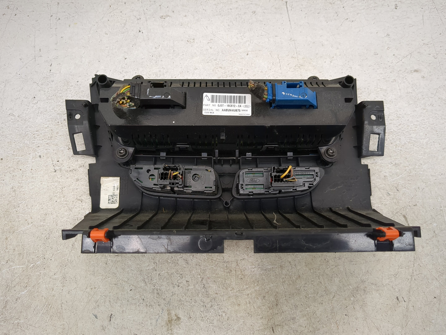 2017 Ford Escape Climate Control Module Temperature AC/Heater Replacement P/N:GJ5T-18C612-EA Fits OEM Used Auto Parts - Oemu