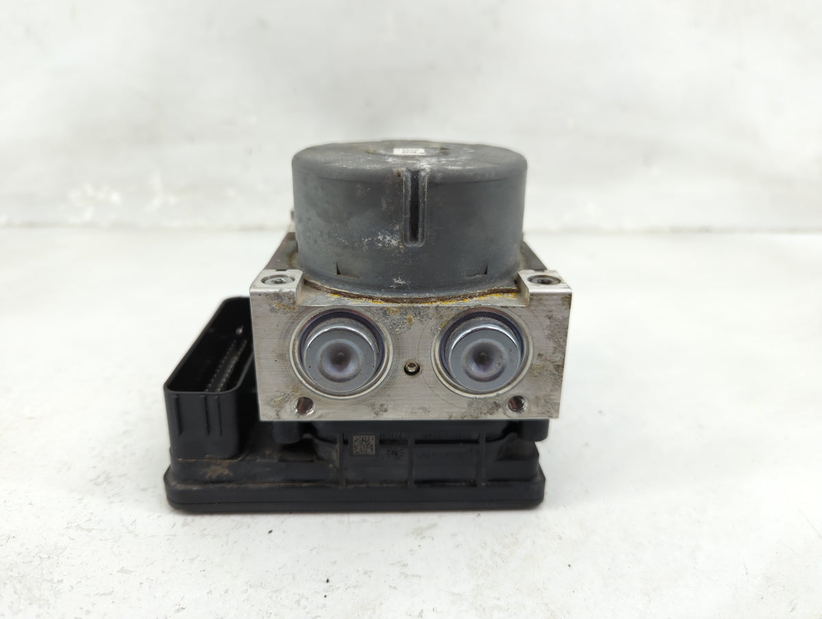 2017-2019 Ford Escape Anti-Lock Brake ABS Pump Module Actuator OEM P/N:GV61-2C405-CE Fits Fits 2017 2018 2019 OEM Used Auto 
