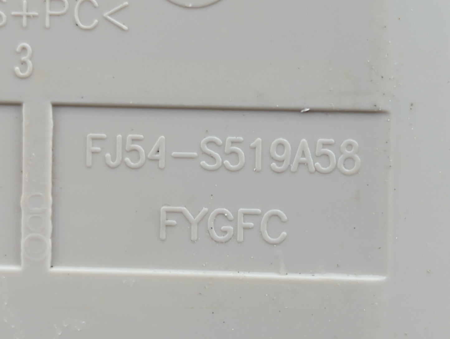 2017 Ford Escape Overhead Roof Console Beige - Oemusedautoparts1.com