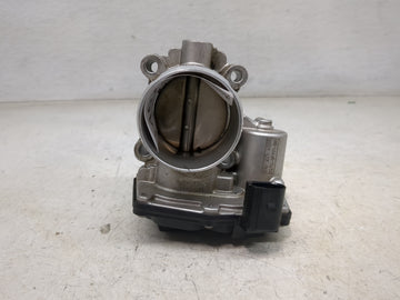 2017-2019 Ford Escape Throttle Body P/N:DS7G-9F991-BB Fits Fits 2014 2015 2016 2017 2018 2019 2020 OEM Used Auto Parts - Oem