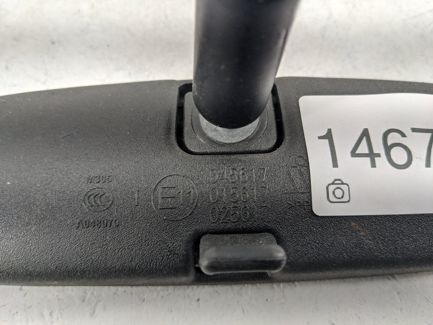2017-2019 Ford Escape Interior Rear View Mirror Replacement OEM P/N:045617 015617, 025617, M305 Fits Fits 2015 2016 2017 201