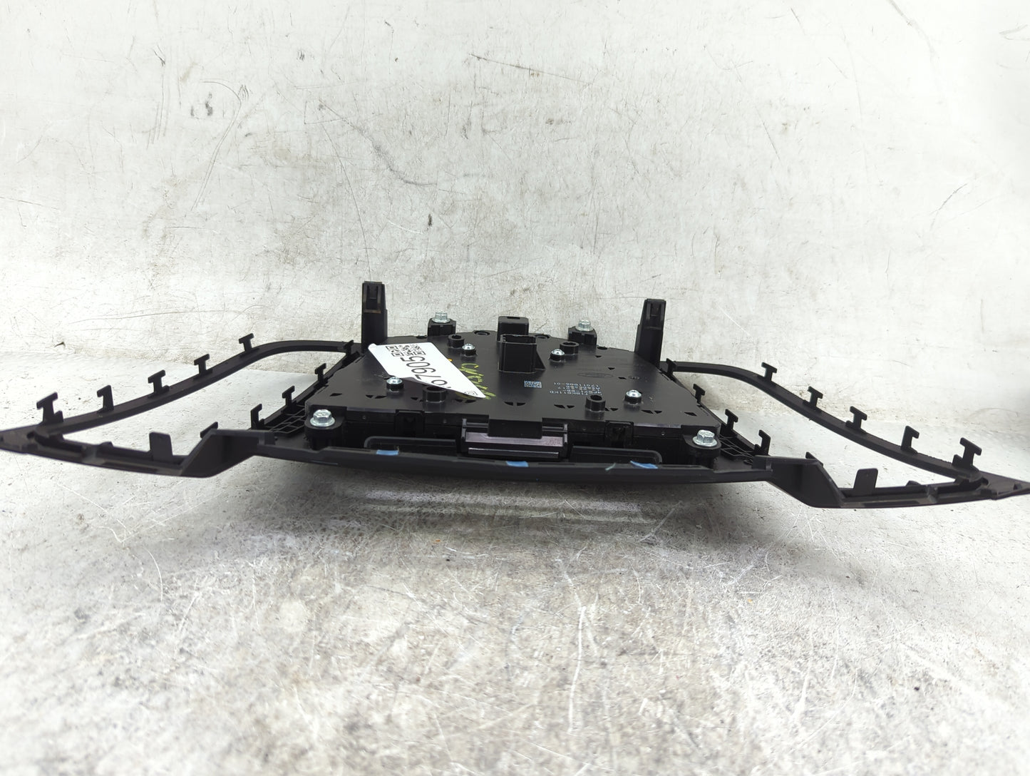 2017-2019 Ford Escape Radio Control Panel 1467905 - Oemusedautoparts1.com