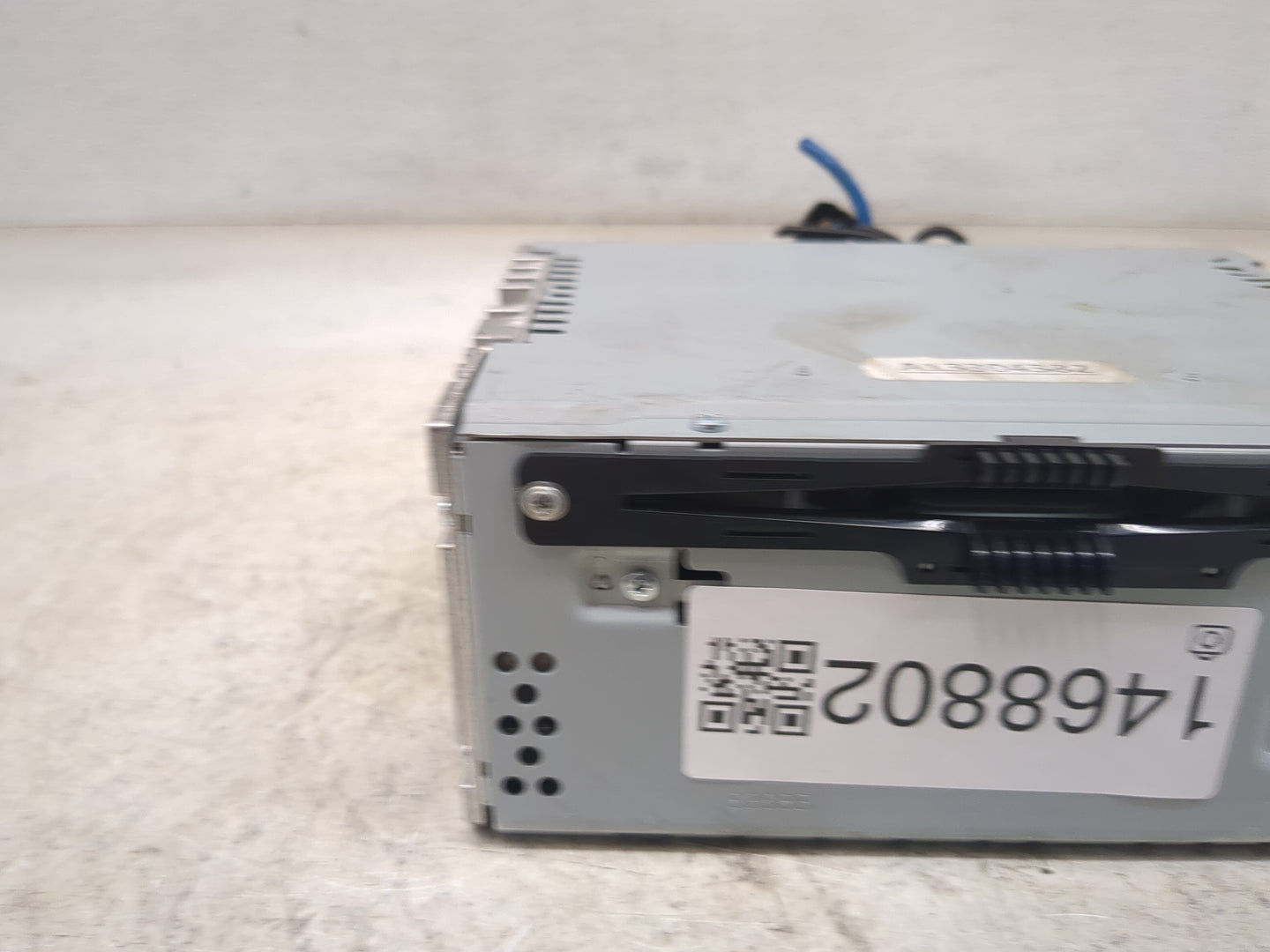2017 Ford Escape Radio AM FM Cd Player Receiver Replacement P/N:GJ5T-19C107-GD A13304382 Fits OEM Used Auto Parts - Oemuseda