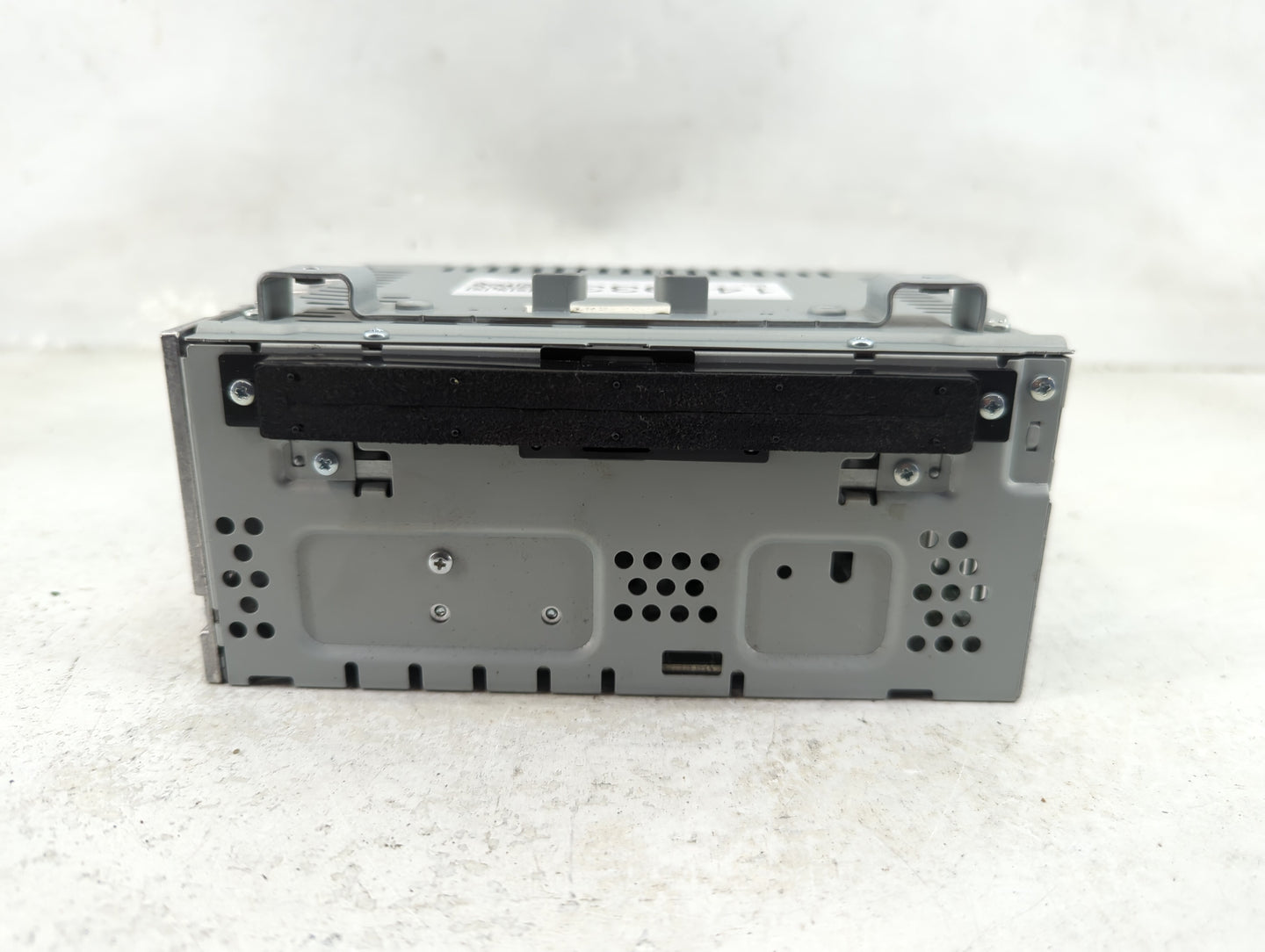 2017 Ford Escape Radio AM FM Cd Player Receiver Replacement P/N:CQ-CJ36N14MC GJ5T-19C107-GA Fits OEM Used Auto Parts - Oemus