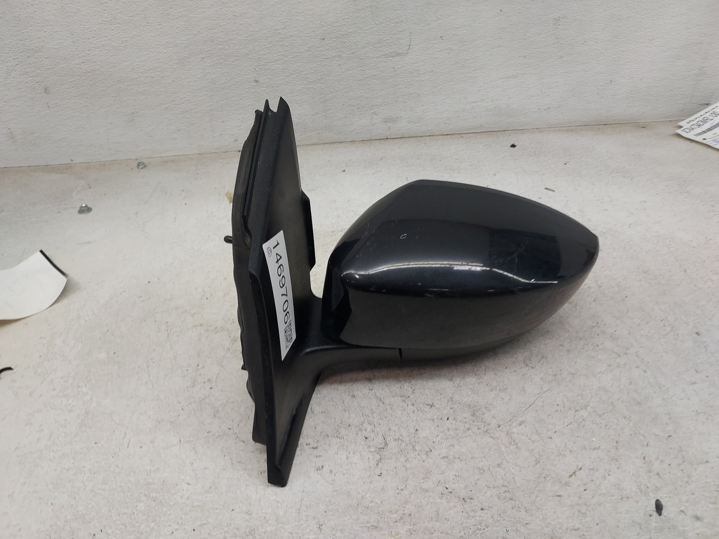 2017-2019 Ford Escape Driver Side View Mirror - Left Door Mirror OEM Used - Oemusedautoparts1.com