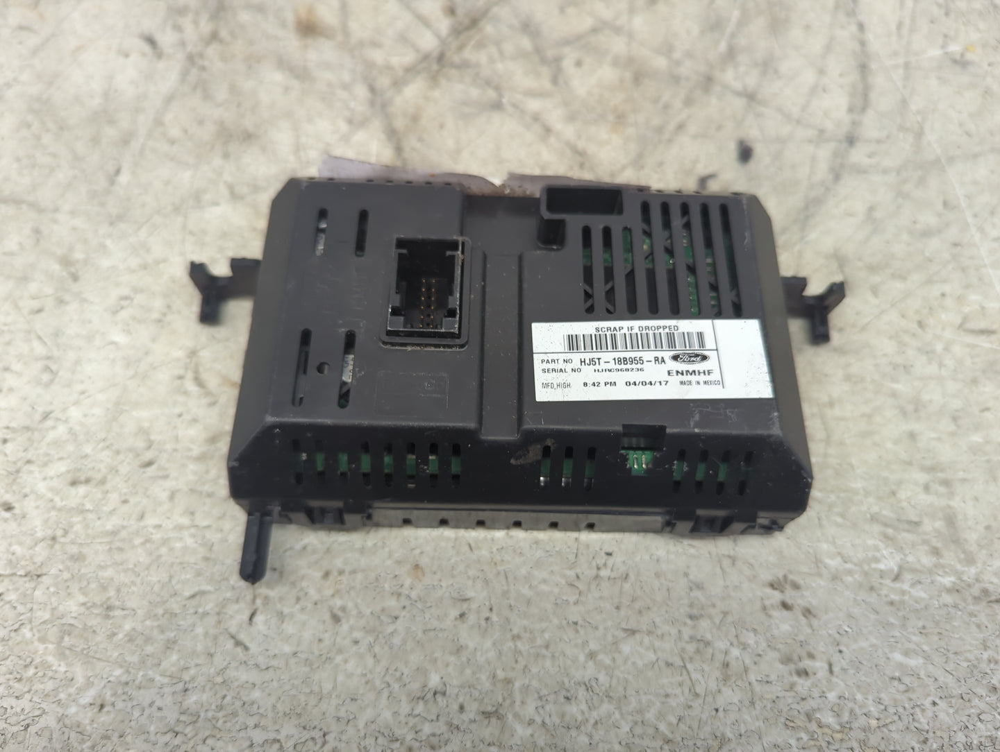 2017-2019 Ford Escape Information Display Screen 1469707 - Oemusedautoparts1.com