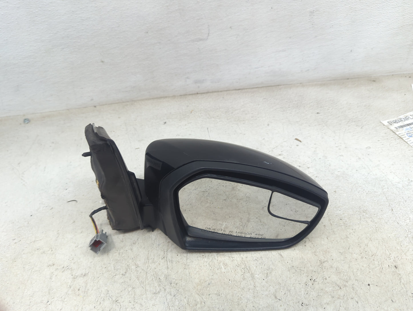 2017-2019 Ford Escape Passenger Side View Mirror - Right Door Mirror OEM Used - Oemusedautoparts1.com