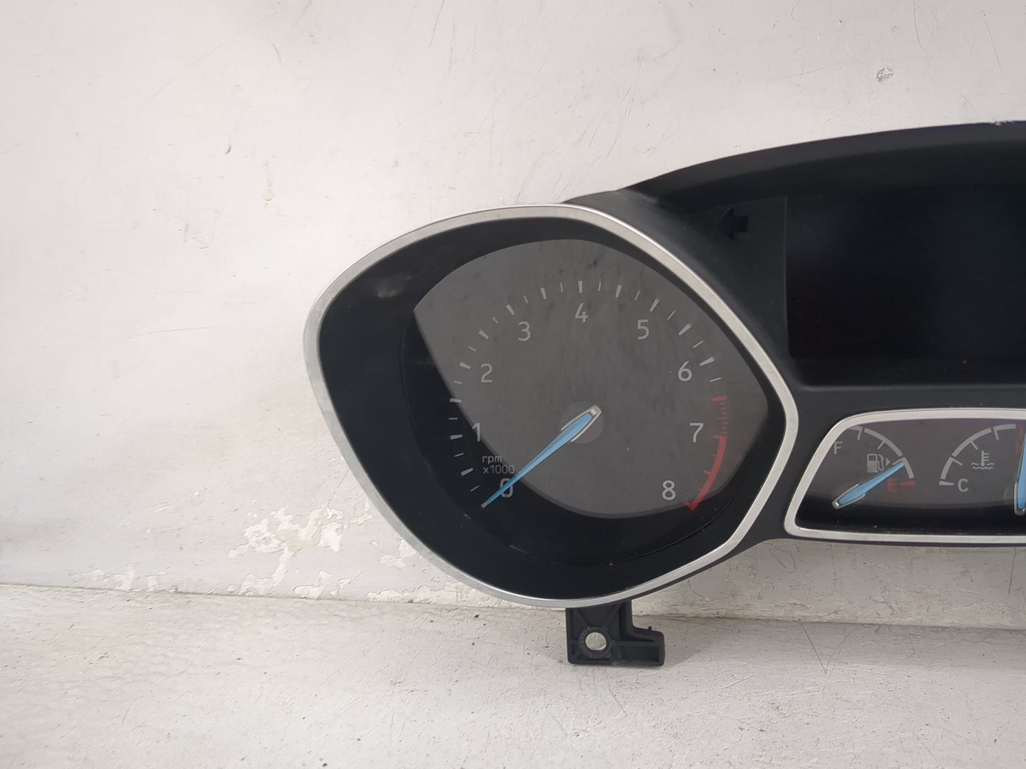 2017 Ford Escape Instrument Cluster Speedometer Gauges P/N:GJ5T-10849-TH 5GTH50453C Miles:79K Fits OEM Used Auto Parts - Oem
