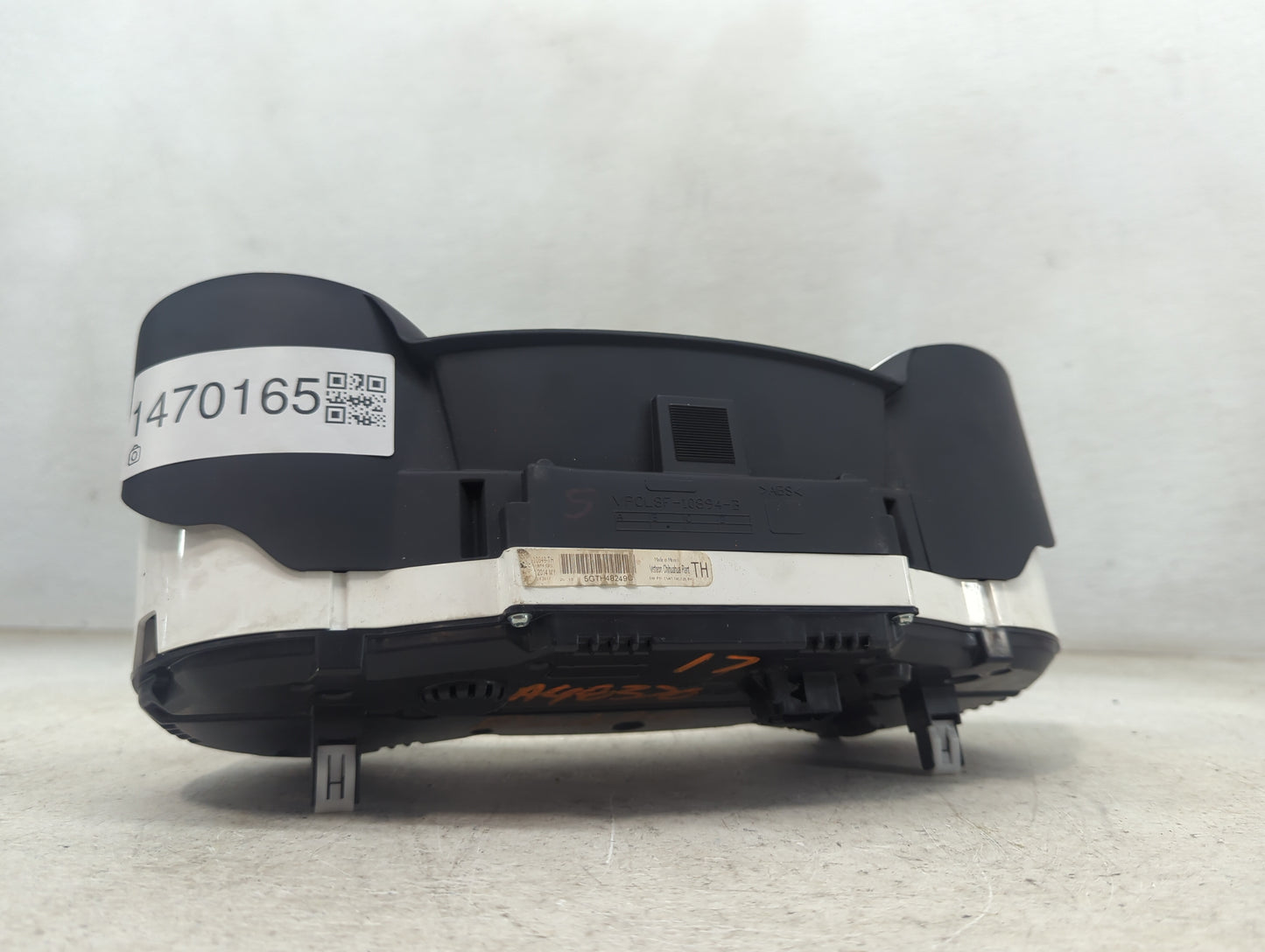 2017 Ford Escape Instrument Cluster Speedometer Gauges P/N:CJ5T-10849-TH VPCL8F-10894-B Miles:72K Fits OEM Used Auto Parts -
