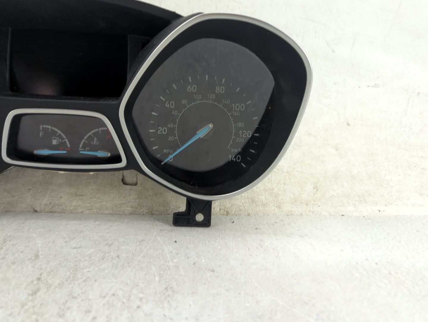 2017 Ford Escape Instrument Cluster Speedometer Gauges P/N:GJ5T-10849-TH 5GTH52834B, VPCL8F-10894-B Miles:133K Fits OEM Used