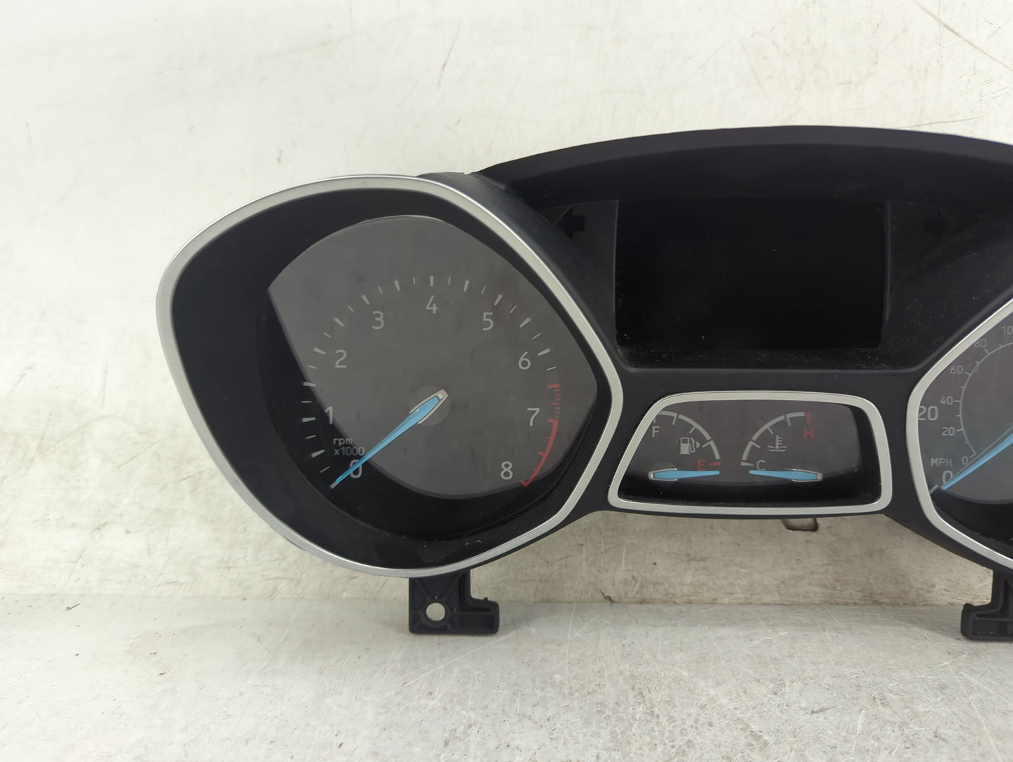 2017 Ford Escape Instrument Cluster Speedometer Gauges P/N:GJ5T-10849-TH 5GTH52834B, VPCL8F-10894-B Miles:133K Fits OEM Used