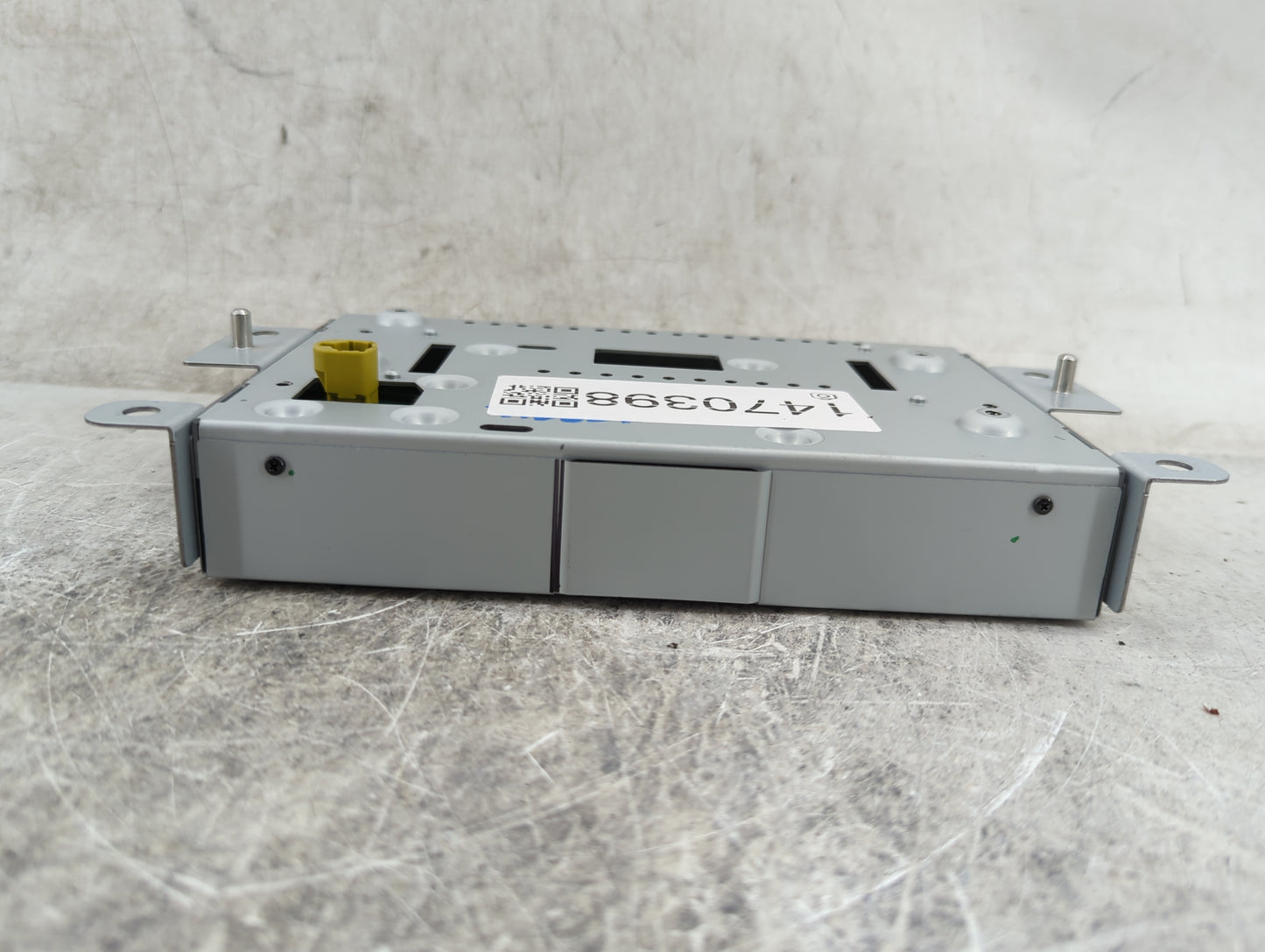 2016-2019 Ford Escape Information Display Screen 1470398 - Oemusedautoparts1.com