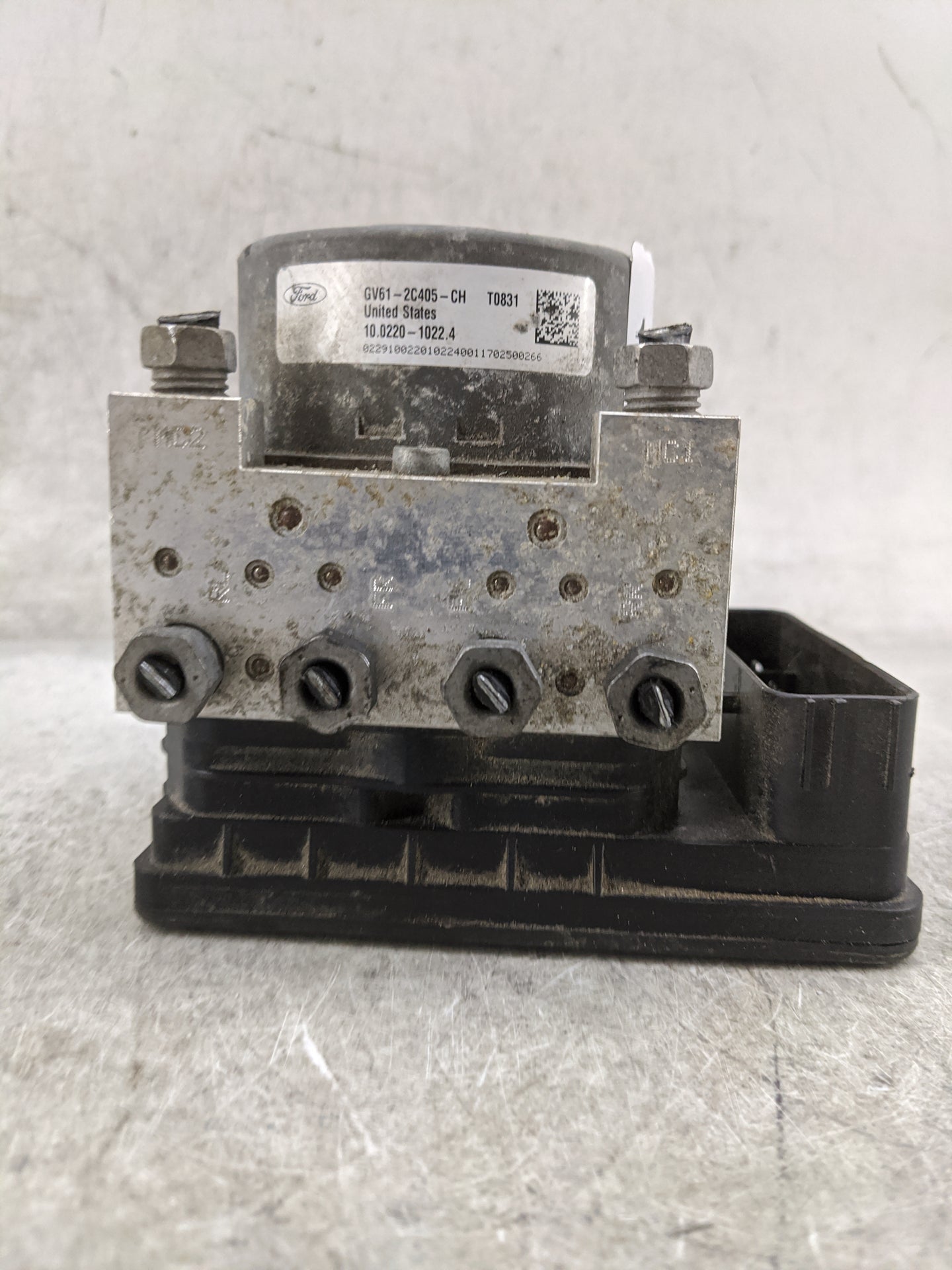 2017-2019 Ford Escape ABS Pump Control Module Replacement P/N:GV61-2C405-CH CV61-2C219-DH Fits Fits 2017 2018 2019 OEM Used 