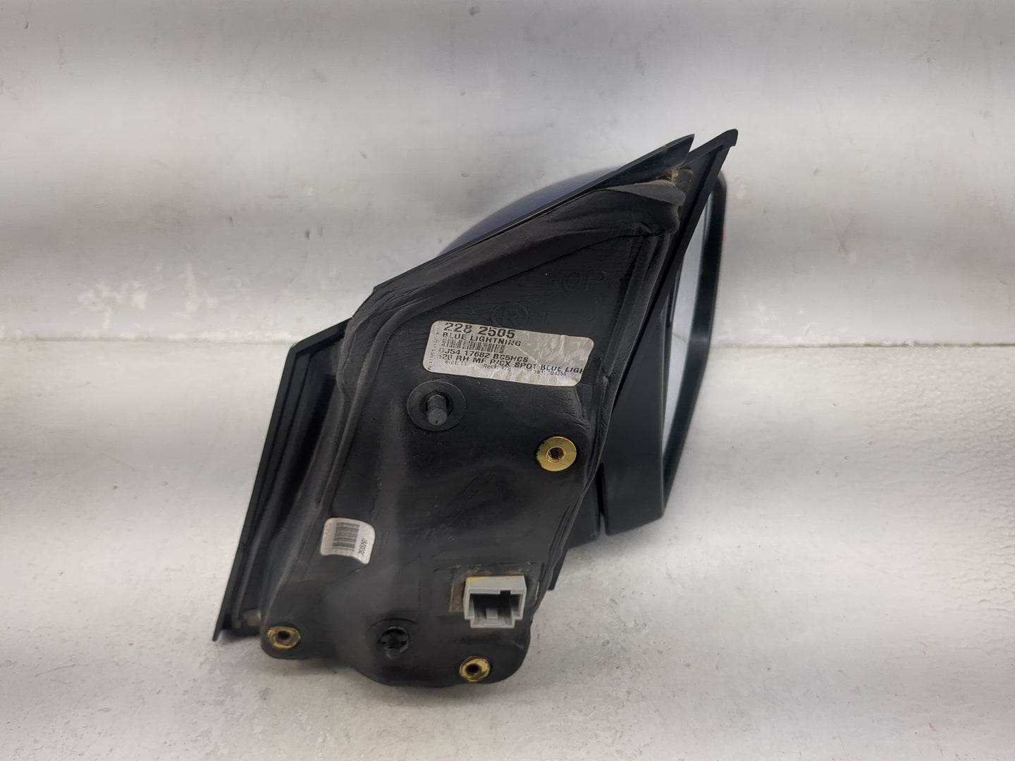 2017-2019 Ford Escape Passenger Side View Mirror - Right Door Mirror OEM Used - Oemusedautoparts1.com