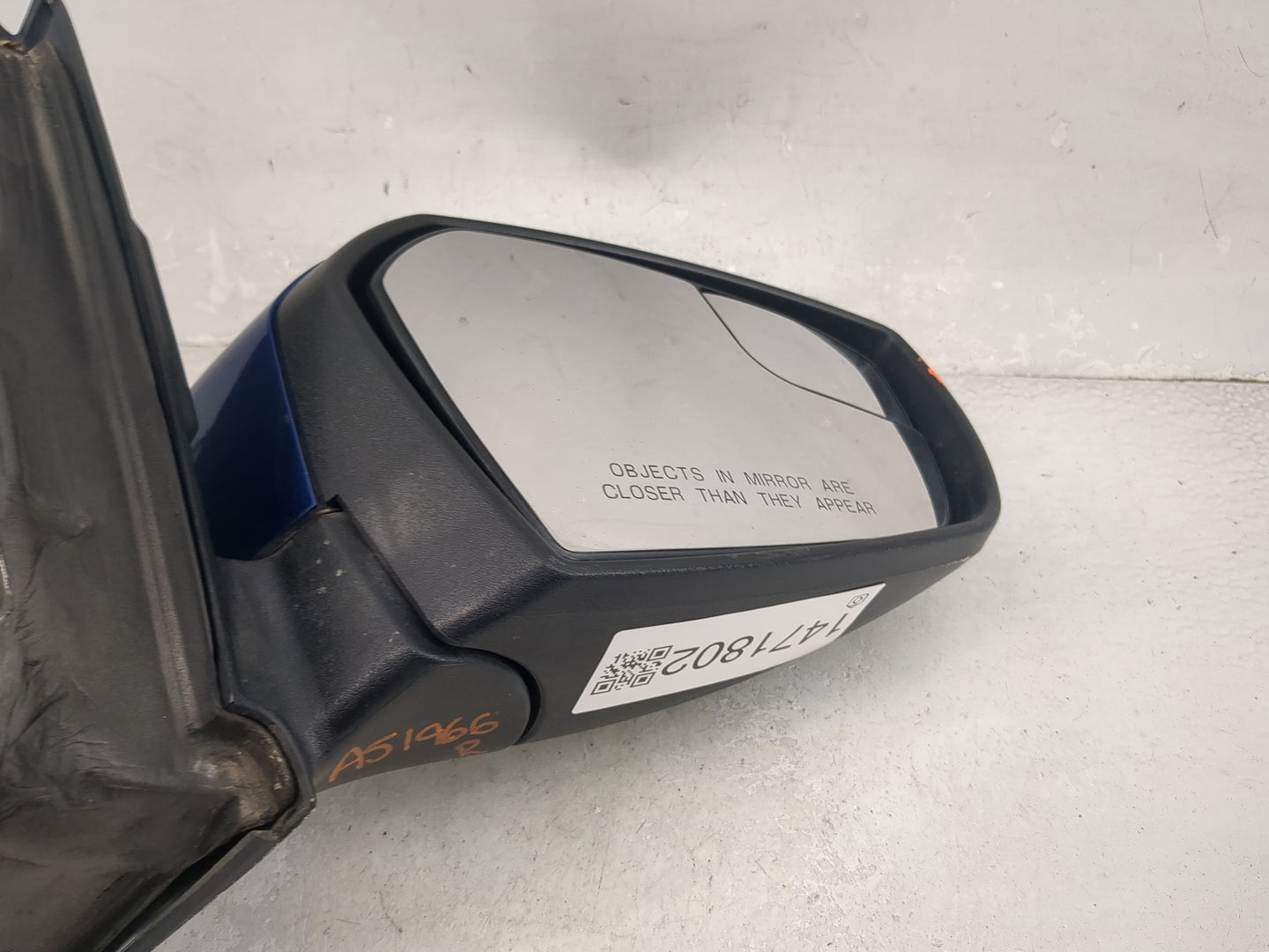 2017-2019 Ford Escape Passenger Side View Mirror - Right Door Mirror OEM Used - Oemusedautoparts1.com