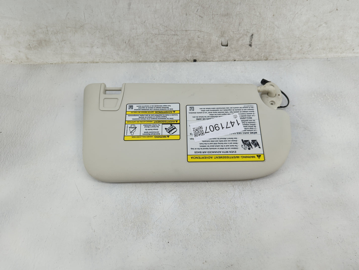 2013-2019 Ford Escape Sun Visor Shade Replacement Driver Left Mirror Fits Fits 2013 2014 2015 2016 2017 2018 2019 OEM Used A