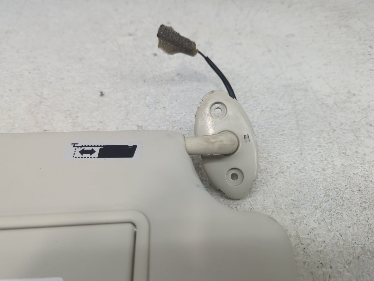 2013-2019 Ford Escape Sun Visor Shade Replacement Passenger Right Mirror Fits Fits 2013 2014 2015 2016 2017 2018 2019 OEM Us