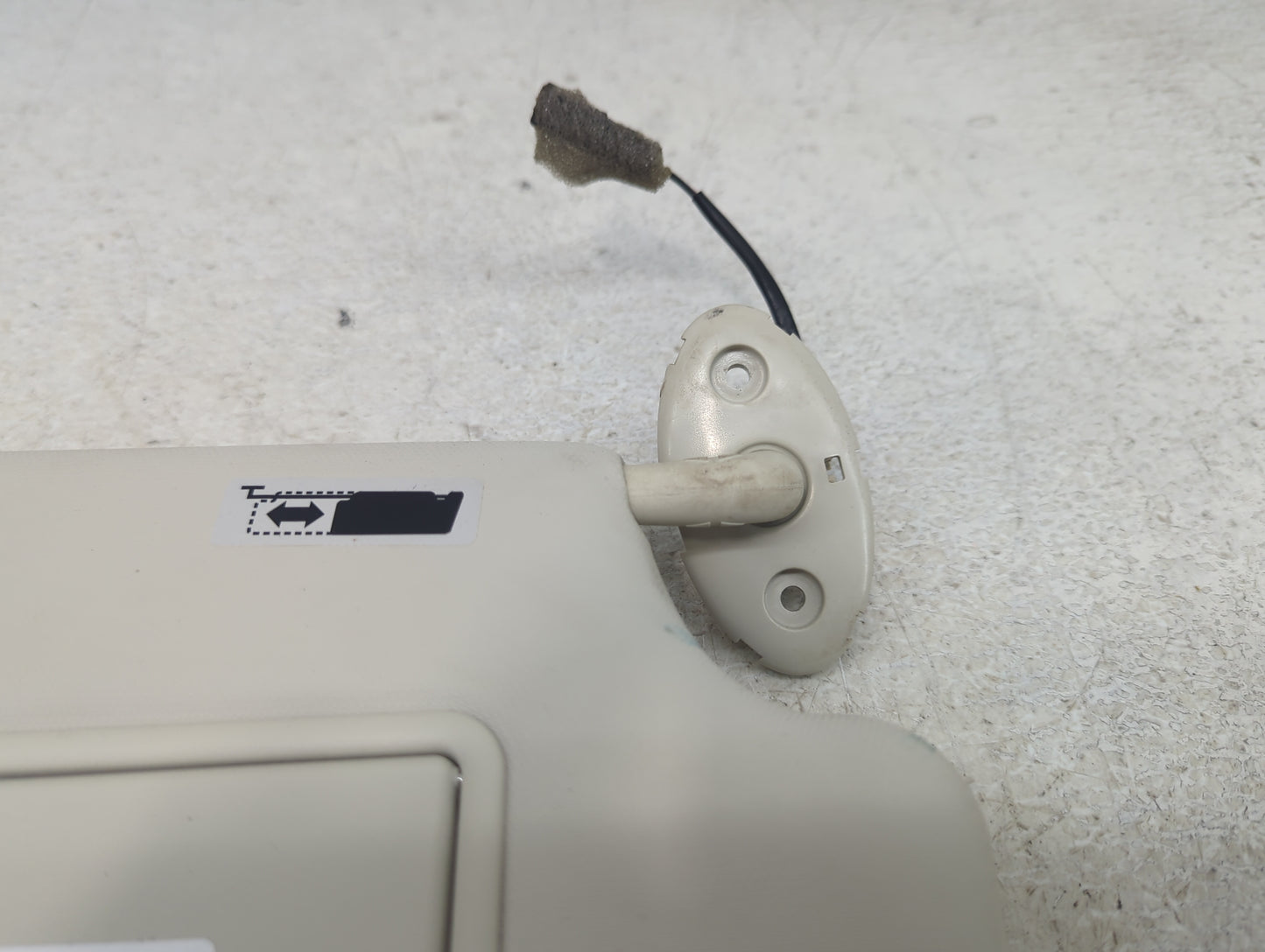 2013-2019 Ford Escape Sun Visor Shade Replacement Passenger Right Mirror Fits Fits 2013 2014 2015 2016 2017 2018 2019 OEM Us