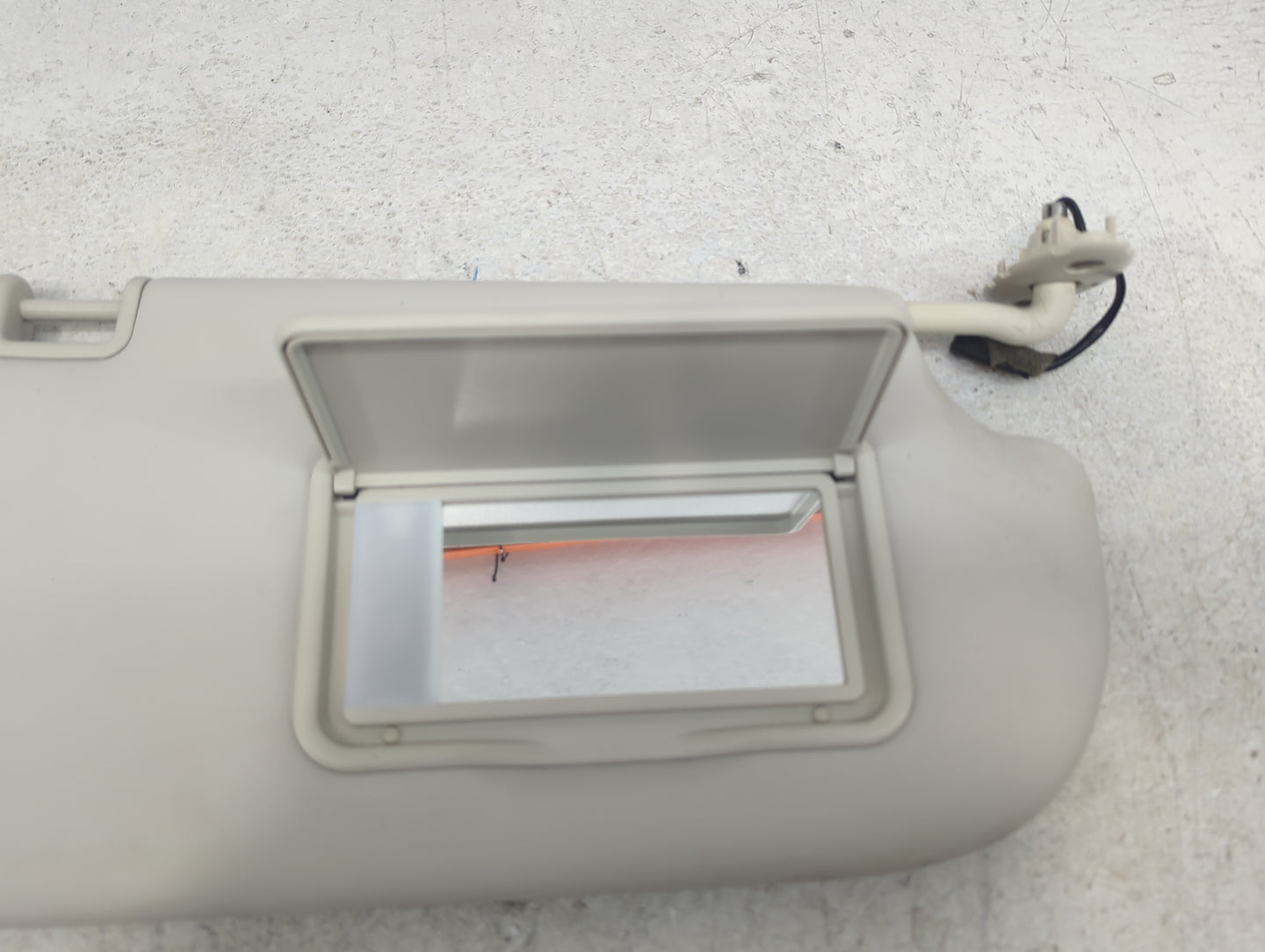 2013-2019 Ford Escape Sun Visor Shade Replacement Passenger Right Mirror Fits Fits 2013 2014 2015 2016 2017 2018 2019 OEM Us
