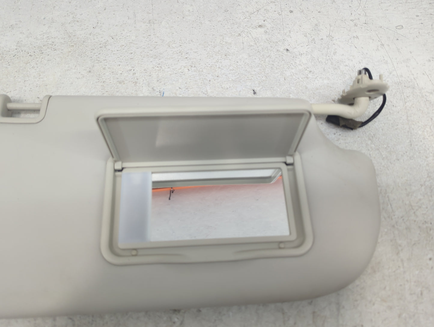 2013-2019 Ford Escape Sun Visor Shade Replacement Passenger Right Mirror Fits Fits 2013 2014 2015 2016 2017 2018 2019 OEM Us