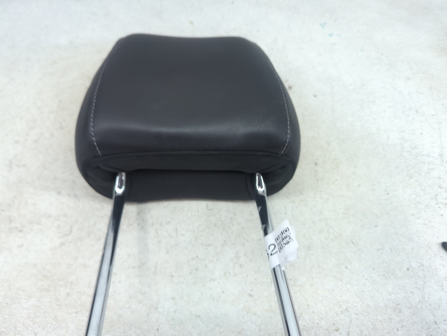 2017 Ford Escape Headrest Head Rest Front Driver Passenger Seat Fits OEM Used Auto Parts - Oemusedautoparts1.com