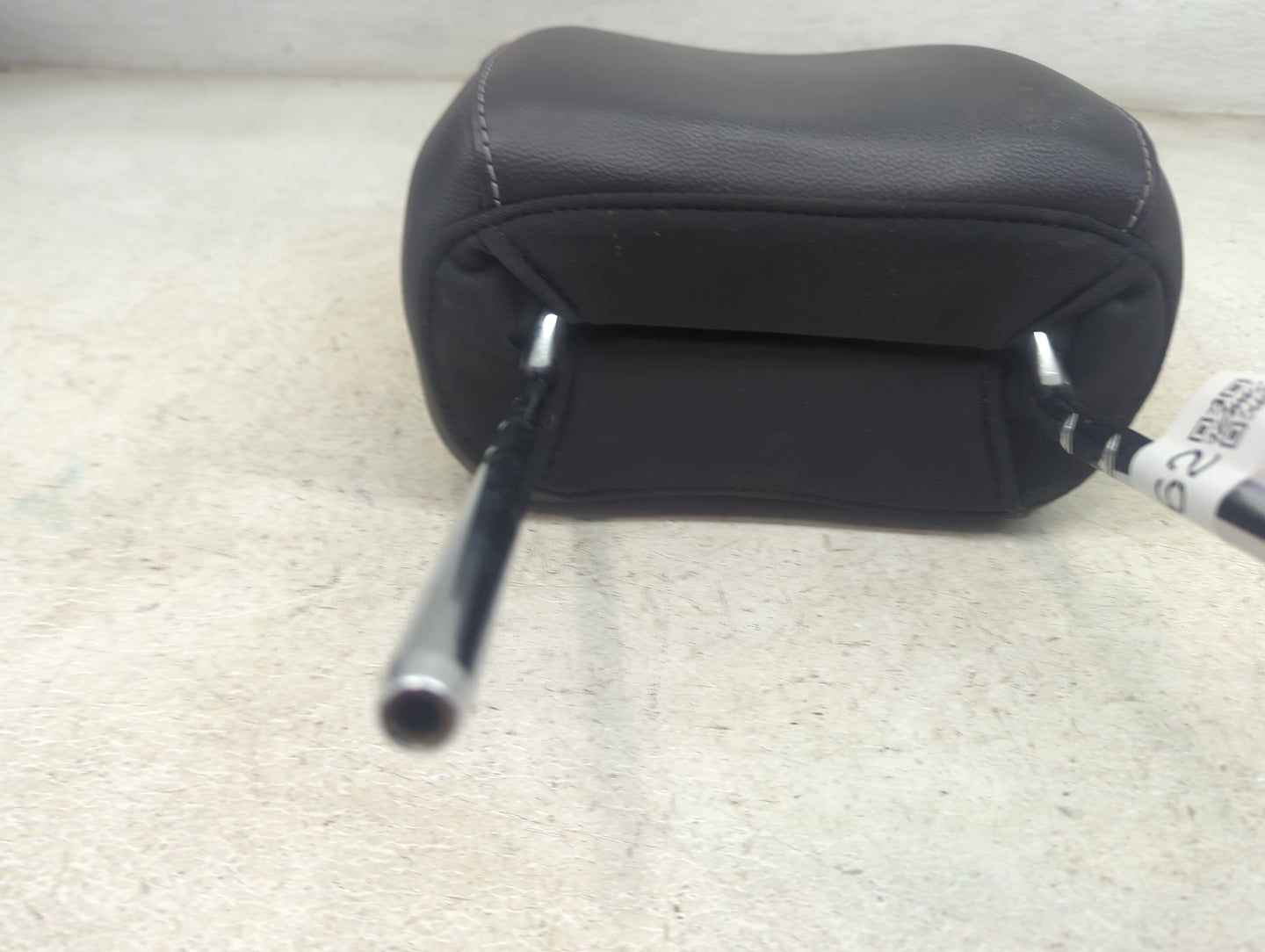2017 Ford Escape Headrest Head Rest Front Driver Passenger Seat Fits OEM Used Auto Parts - Oemusedautoparts1.com