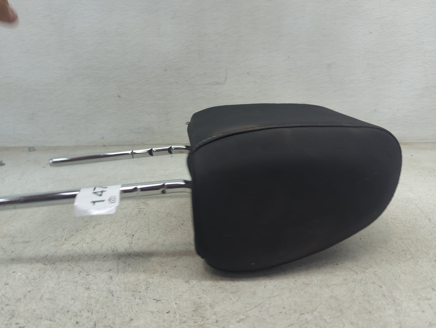 2017 Ford Escape Headrest Head Rest Front Driver Passenger Seat Fits OEM Used Auto Parts - Oemusedautoparts1.com