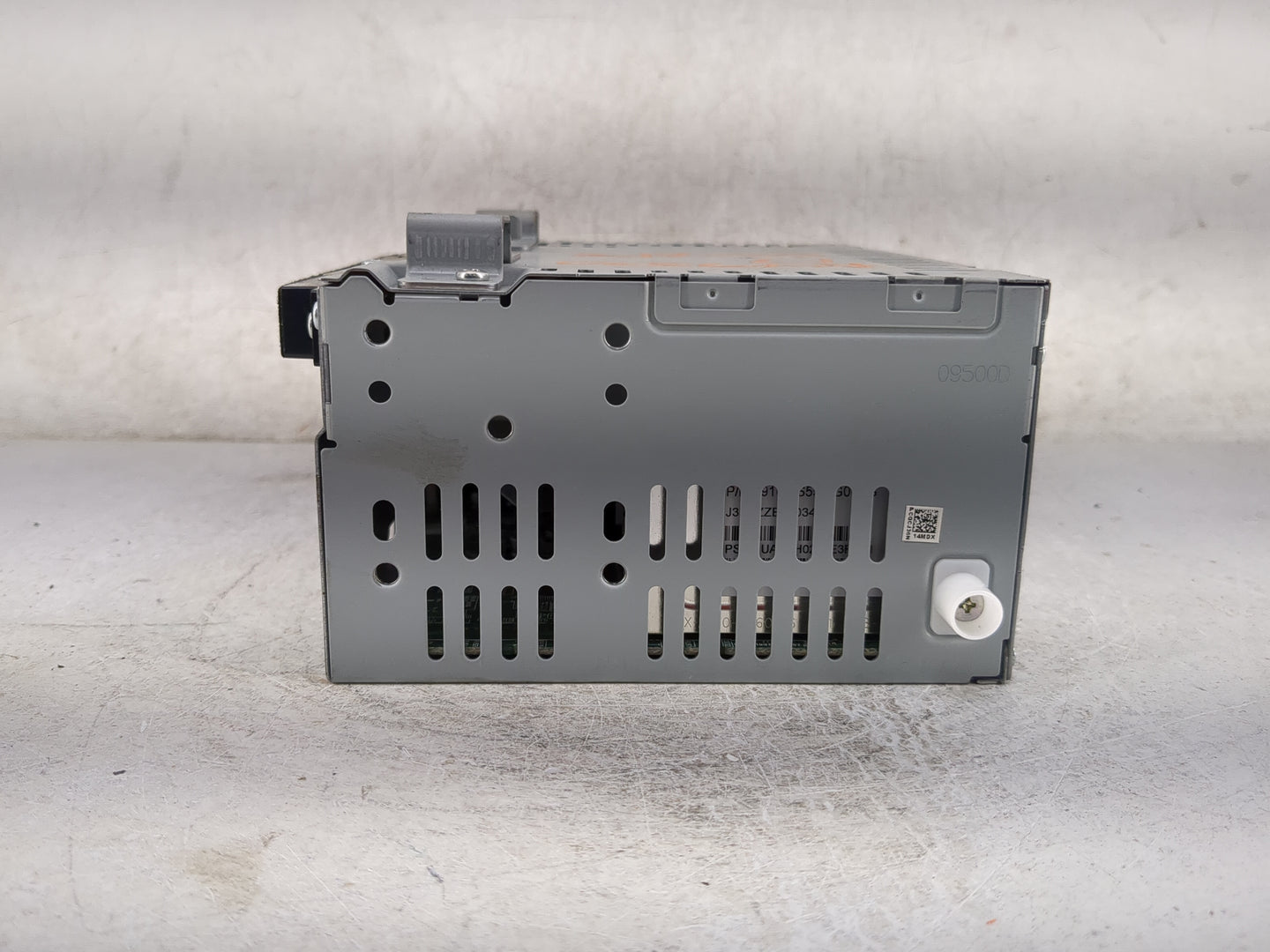 2017-2019 Ford Escape Radio AM FM Cd Player Receiver Replacement P/N:GJ5T-19C107-BE Fits Fits 2017 2018 2019 OEM Used Auto P