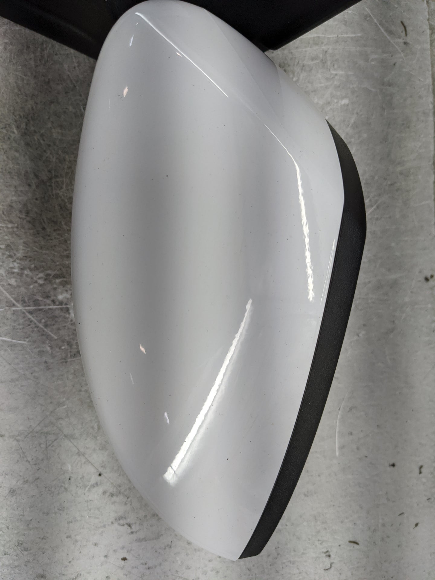 2017-2019 Ford Escape Driver Side View Mirror - Left Door Mirror OEM Used - Oemusedautoparts1.com