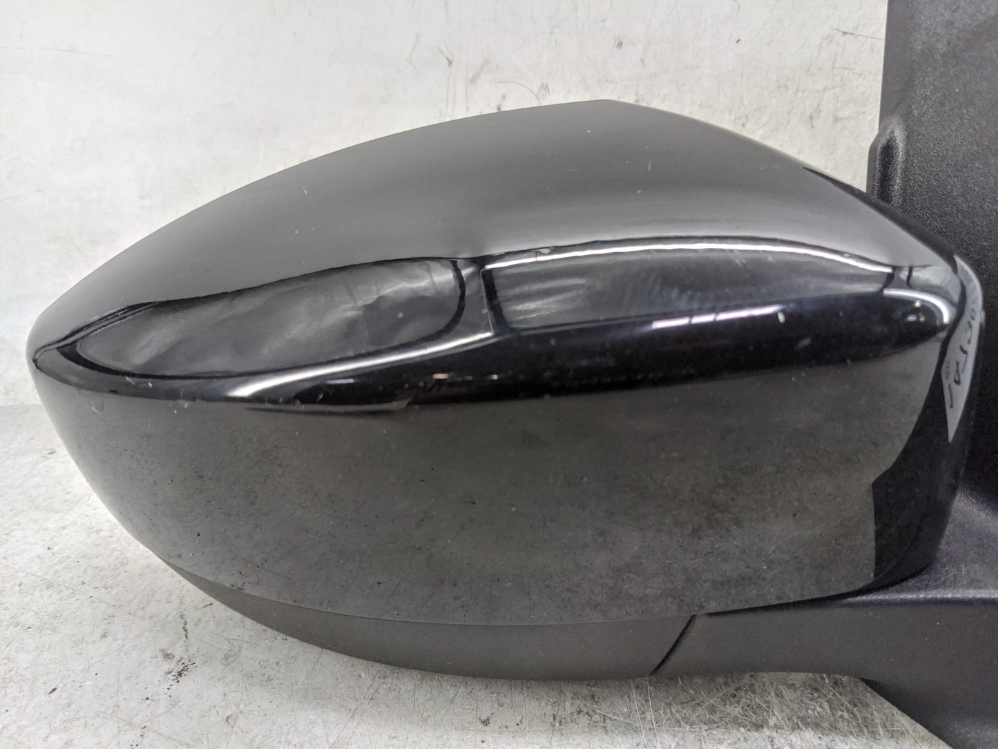 2017-2019 Ford Escape Passenger Side View Mirror - Right Door Mirror OEM Used - Oemusedautoparts1.com