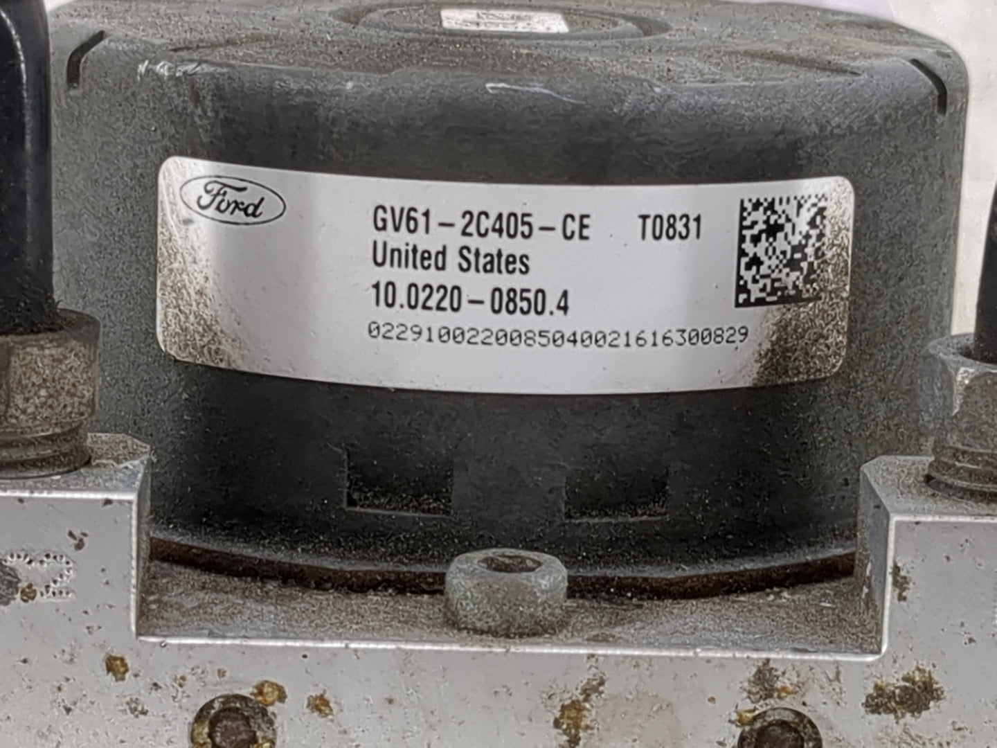 2017-2019 Ford Escape ABS Pump Control Module Replacement P/N:GV61-2C405-CE Fits Fits 2017 2018 2019 OEM Used Auto Parts - O