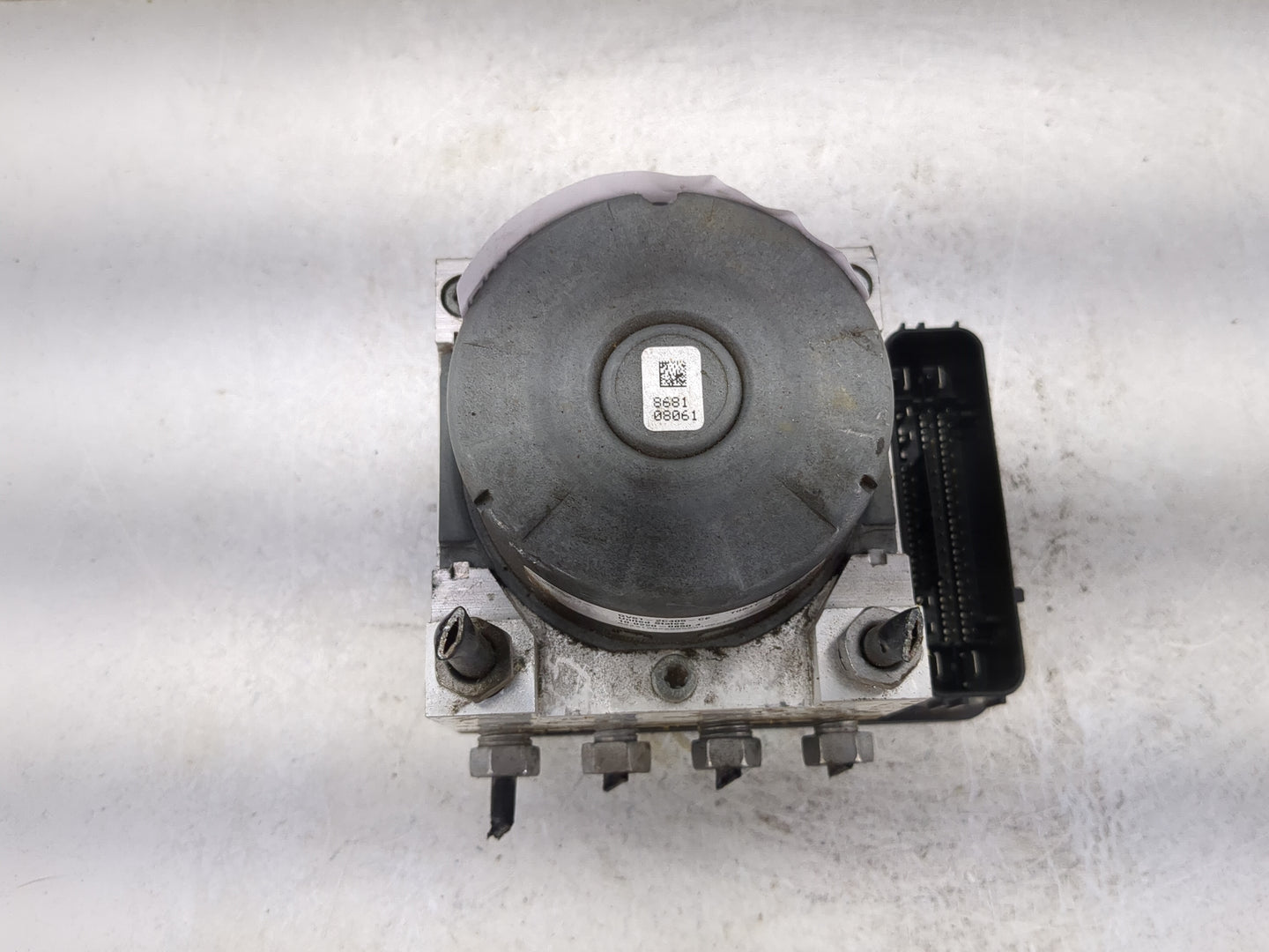 2017-2019 Ford Escape ABS Pump Control Module Replacement P/N:GV61-2C405-CE Fits Fits 2017 2018 2019 OEM Used Auto Parts - O