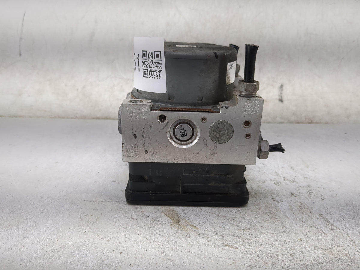 2017-2019 Ford Escape Anti-Lock Brake ABS Pump Module Actuator OEM P/N:GV61-2C405-CE Fits Fits 2017 2018 2019 OEM Used Auto 