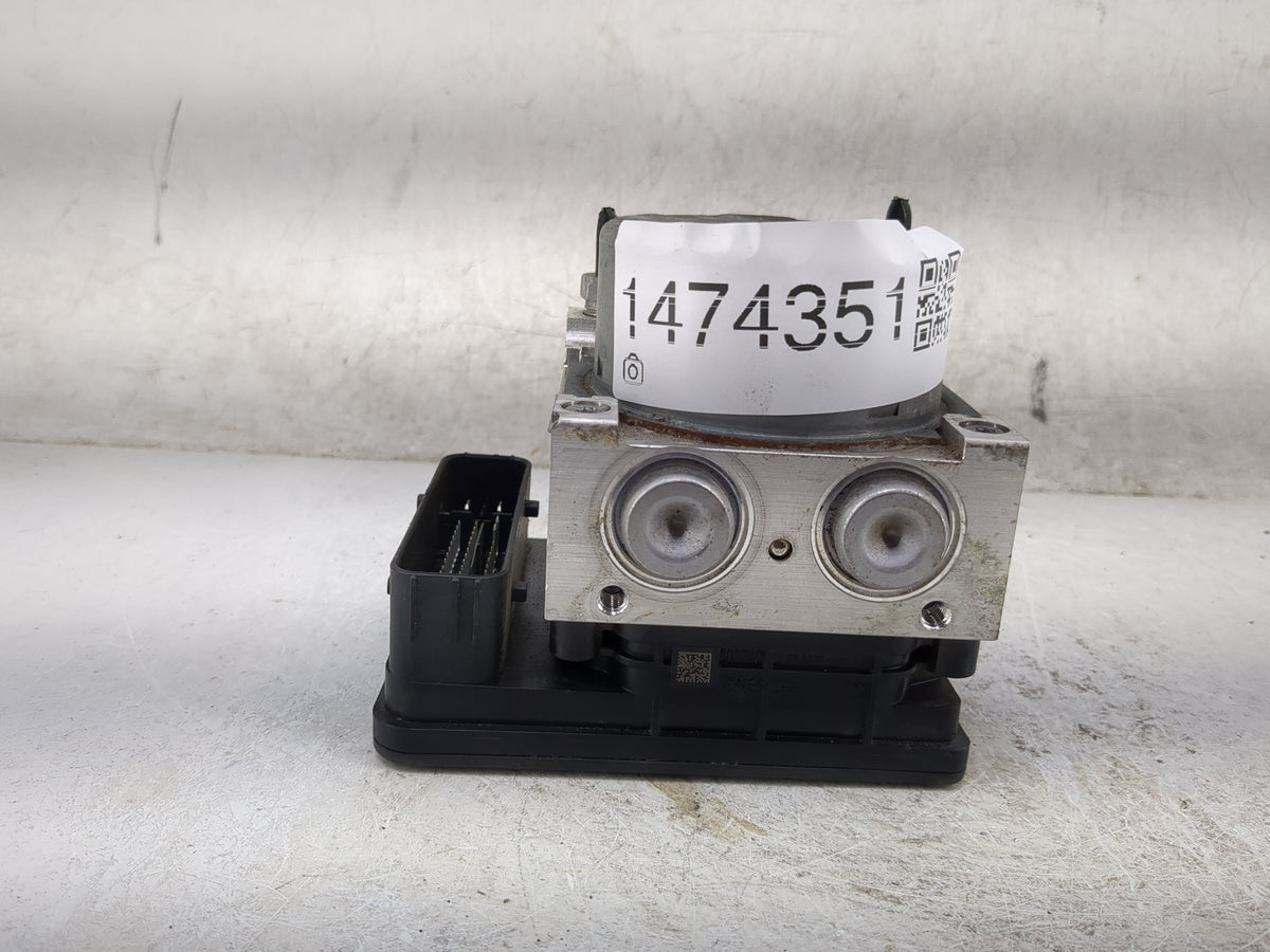 2017-2019 Ford Escape Anti-Lock Brake ABS Pump Module Actuator OEM P/N:GV61-2C405-CE Fits Fits 2017 2018 2019 OEM Used Auto 