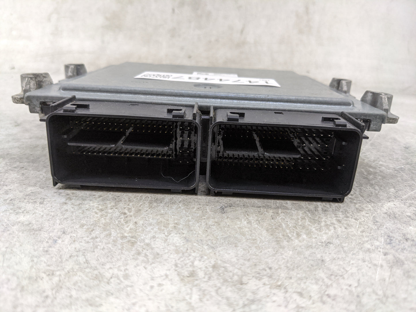 2017-2019 Ford Escape PCM Engine Control Computer ECU ECM PCU OEM P/N:HJ5A-12A650-MA FV6A-12B684-AB Fits Fits 2017 2018 2019