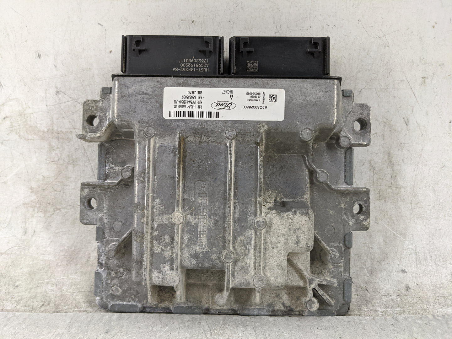 2017-2019 Ford Escape PCM Engine Control Computer ECU ECM PCU OEM P/N:HJ5A-12A650-MA FV6A-12B684-AB Fits Fits 2017 2018 2019