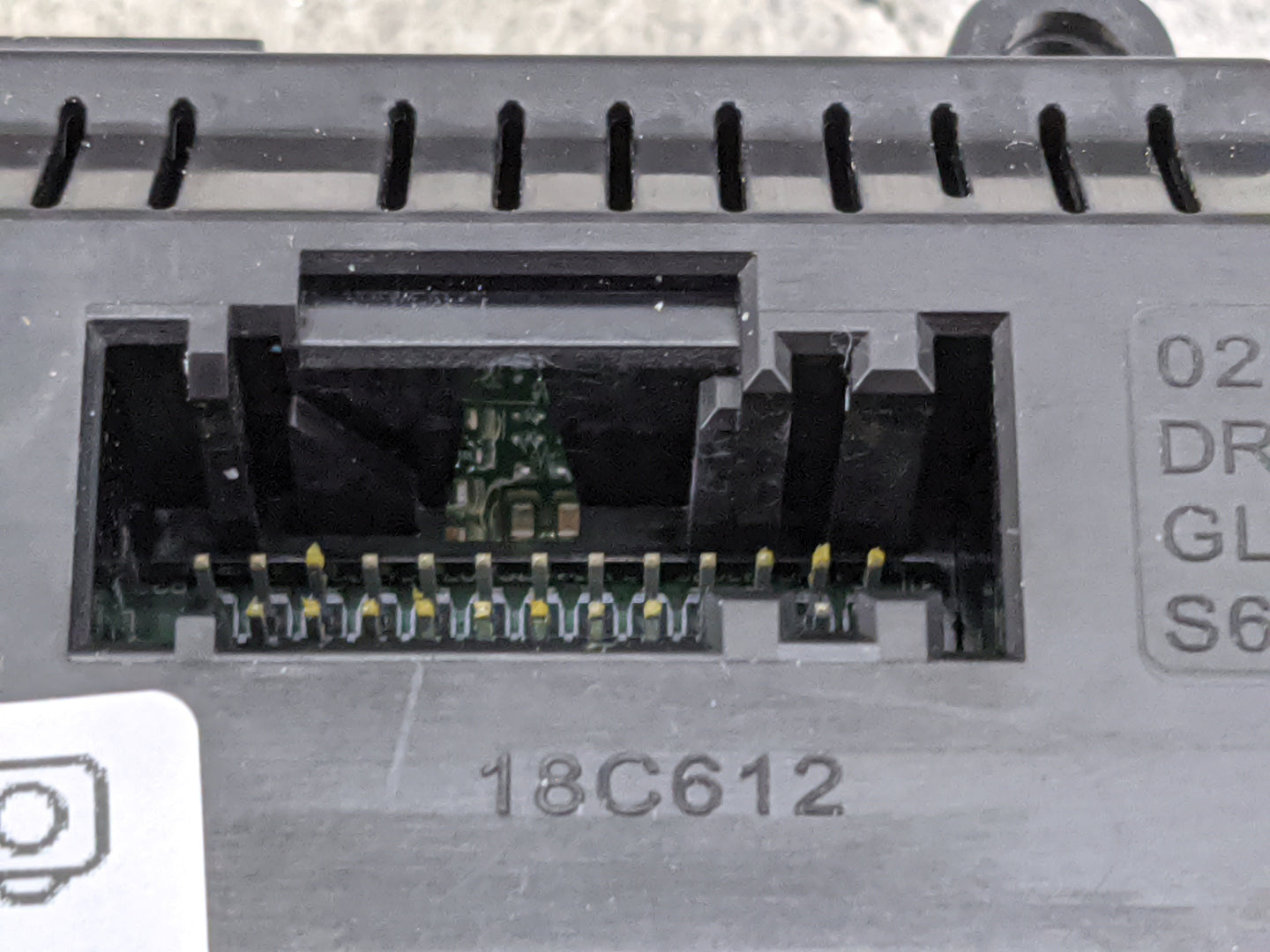 2017 Ford Escape Climate Control Module Temperature AC/Heater Replacement P/N:GJ5T-18C612-AE Fits OEM Used Auto Parts - Oemu
