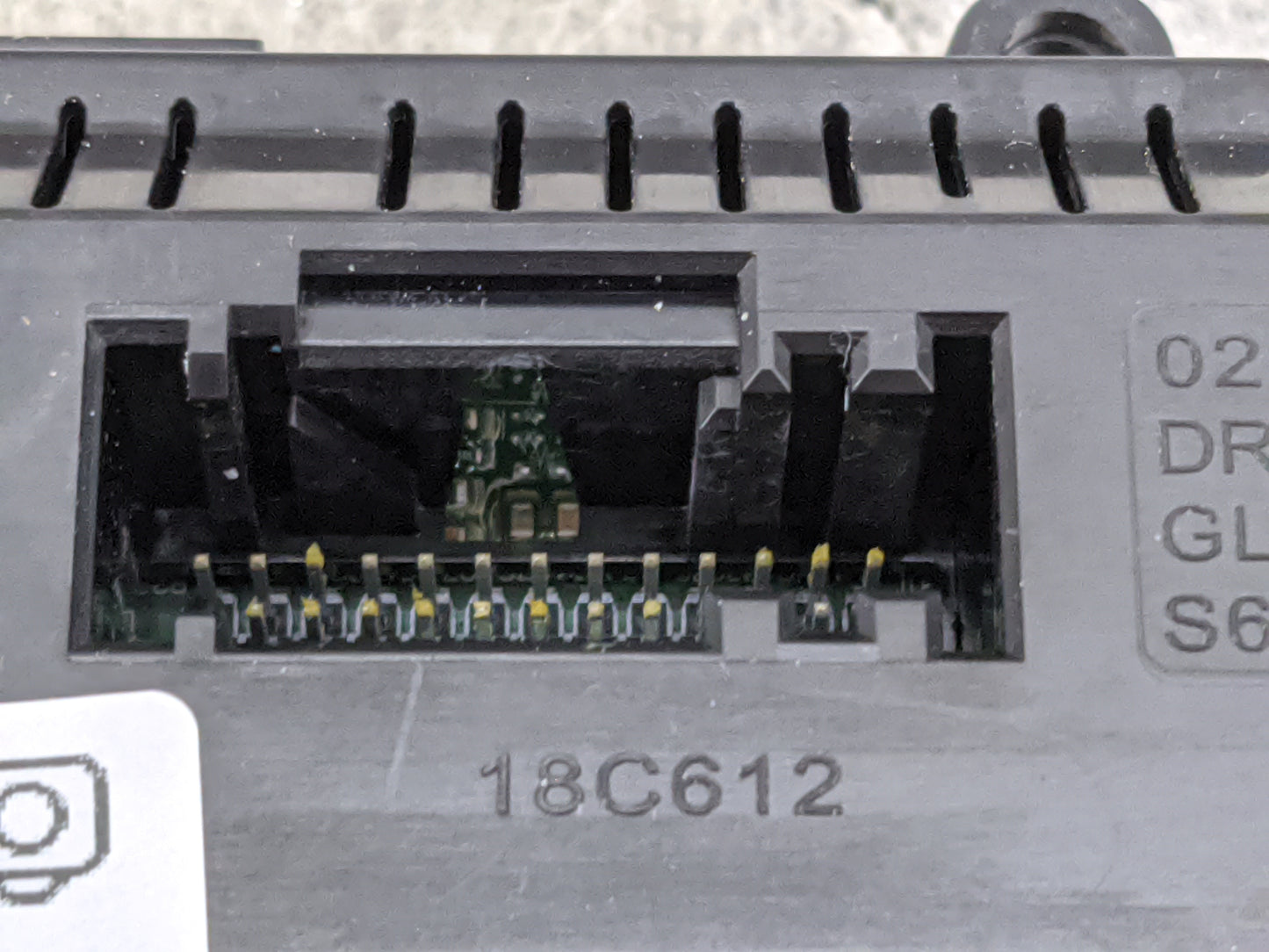 2017 Ford Escape Climate Control Module Temperature AC/Heater Replacement P/N:GJ5T-18C612-AE Fits OEM Used Auto Parts - Oemu