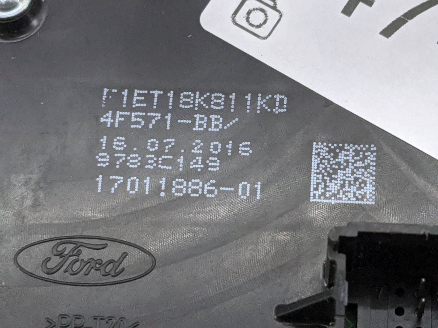 2017-2019 Ford Escape Radio Control Panel 1474718 - Oemusedautoparts1.com
