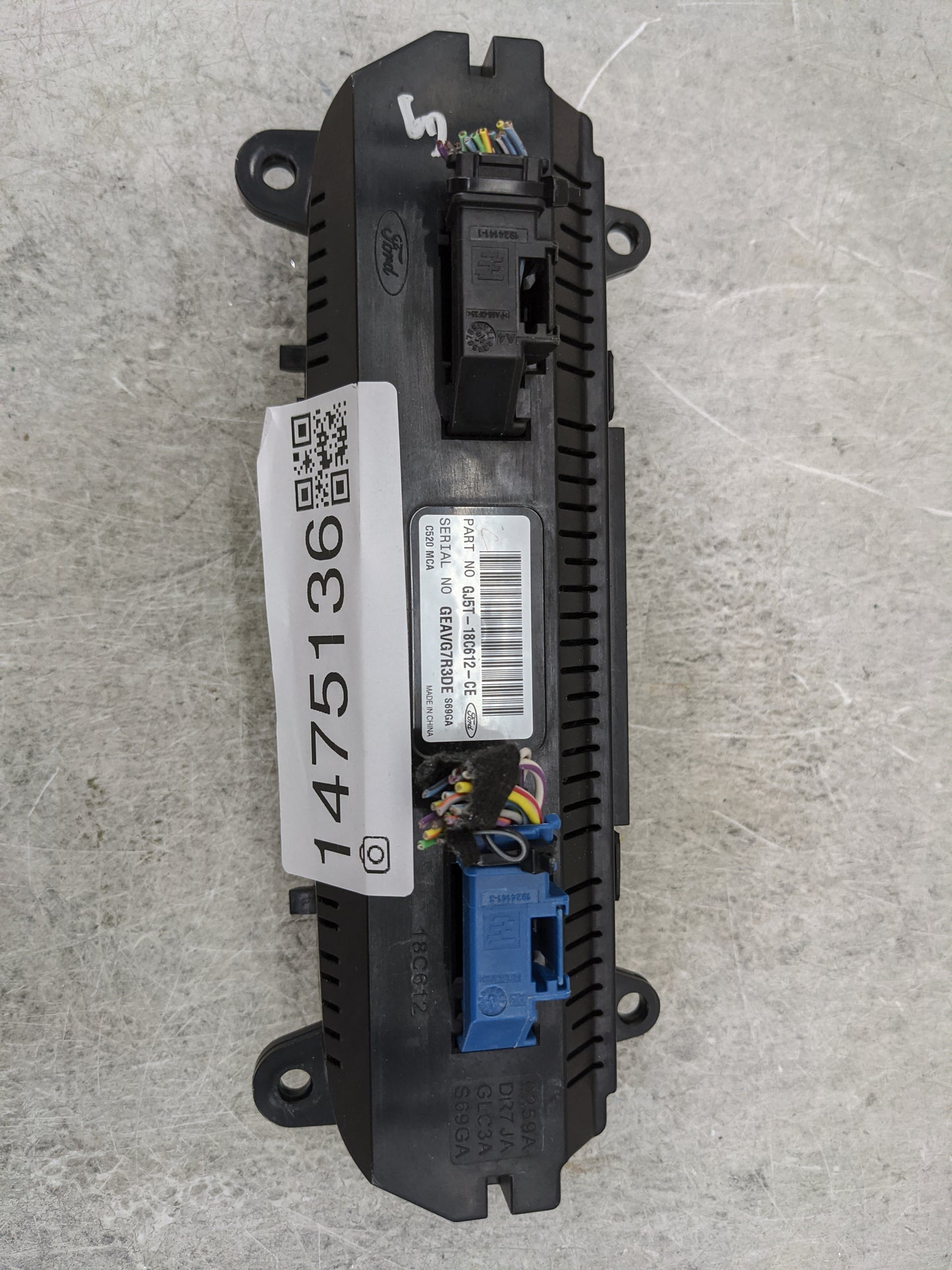 2017 Ford Escape Climate Control Module Temperature AC/Heater Replacement P/N:GJ5T-18C612-CE Fits OEM Used Auto Parts - Oemu
