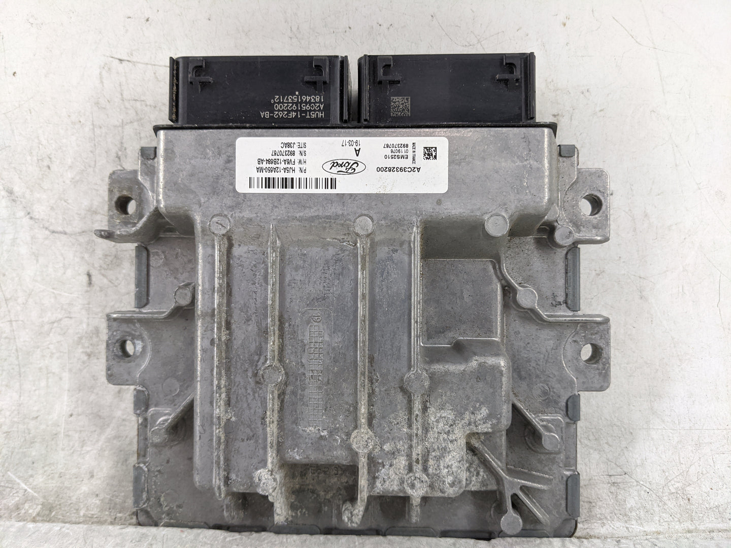 2017-2019 Ford Escape PCM Engine Control Computer ECU ECM PCU OEM P/N:A2C39328200 EMS2510, HJ5A-12A650-MA Fits Fits 2017 201