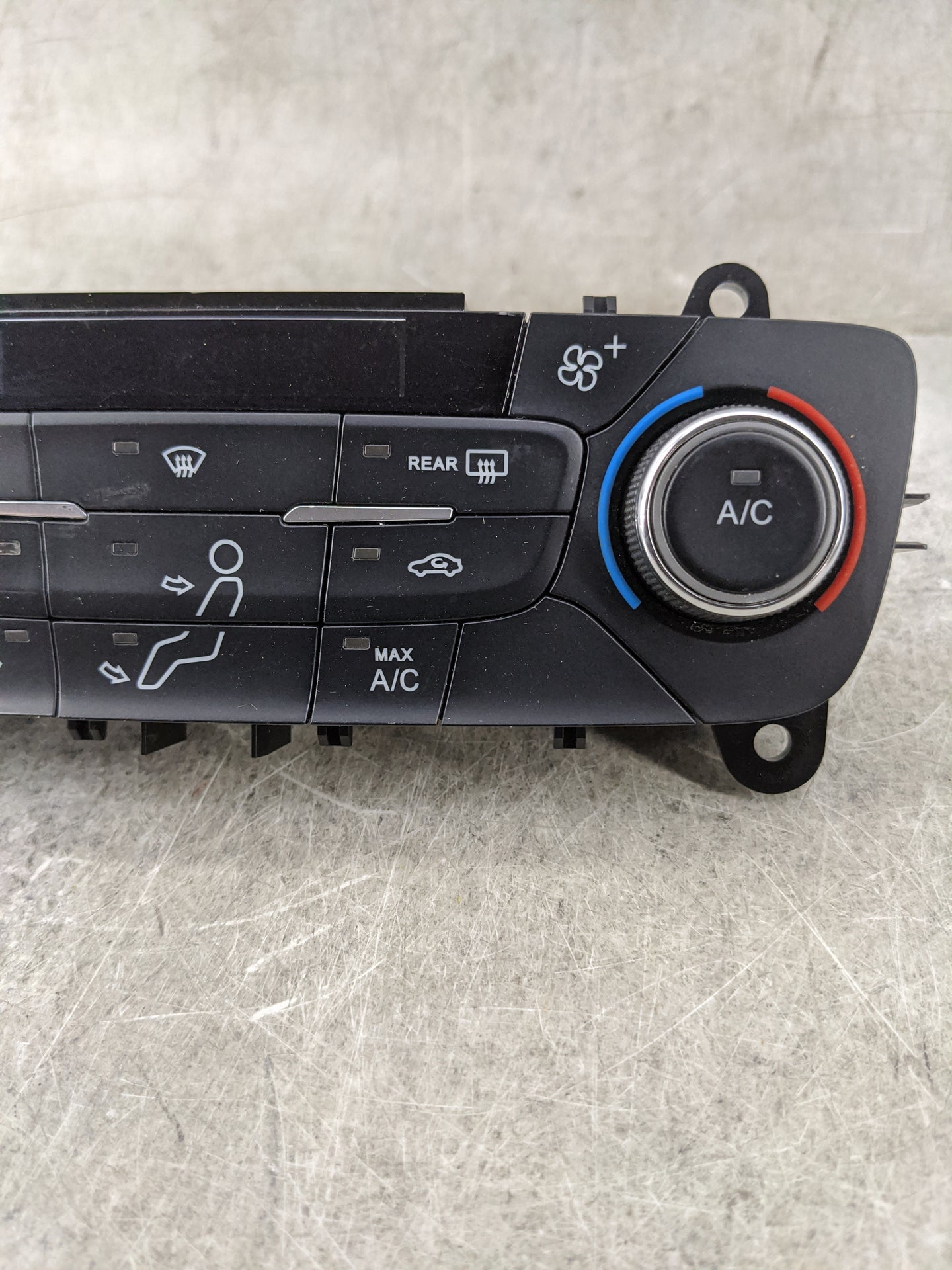 2017 Ford Escape Climate Control Module Temperature AC/Heater Replacement P/N:GJ5T-18C612-AC Fits OEM Used Auto Parts - Oemu