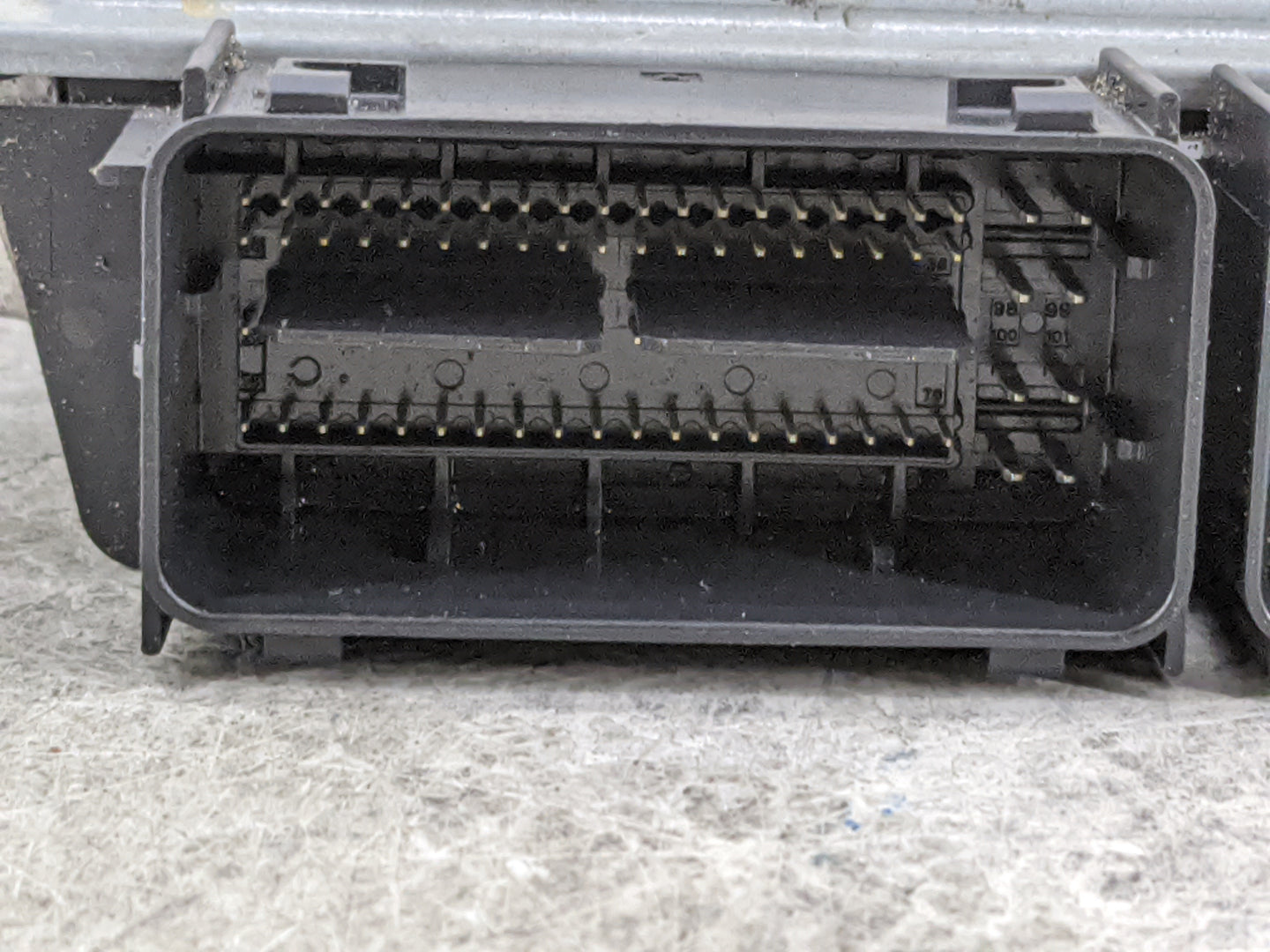 2017-2019 Ford Escape PCM Engine Control Computer ECU ECM PCU OEM P/N:HJ5A-12A650-MA HU5T-14F262-BA Fits Fits 2017 2018 2019