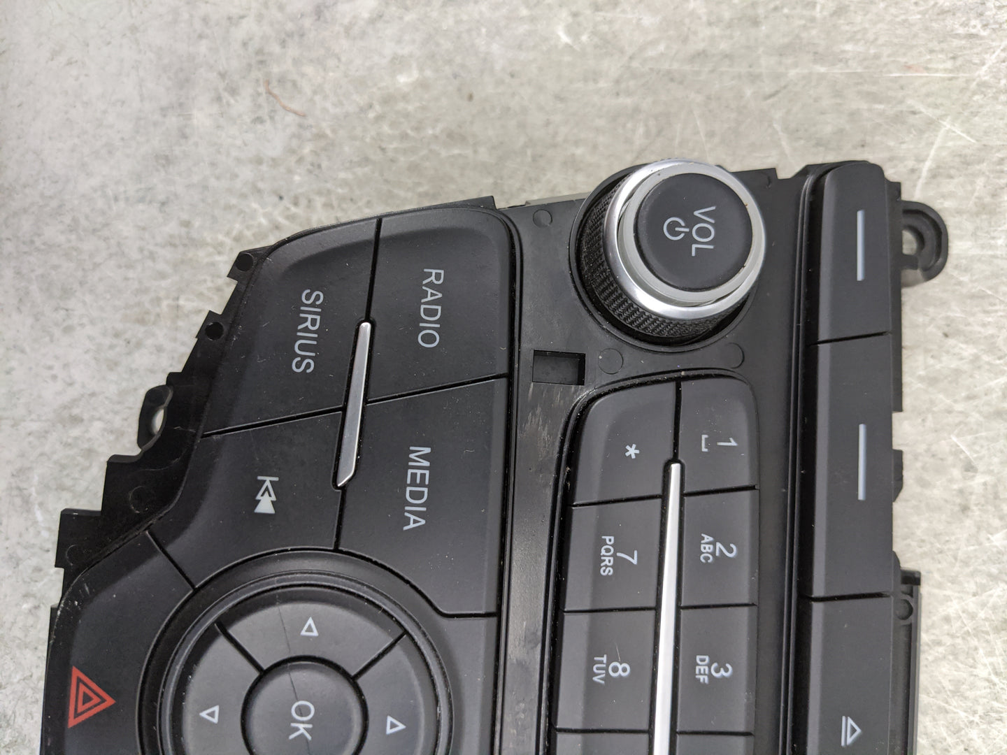 2017-2019 Ford Escape Radio Control Panel 1475906 - Oemusedautoparts1.com