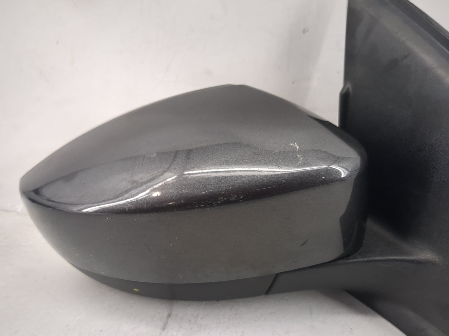 2017-2019 Ford Escape Passenger Side View Mirror - Right Door Mirror OEM Used - Oemusedautoparts1.com
