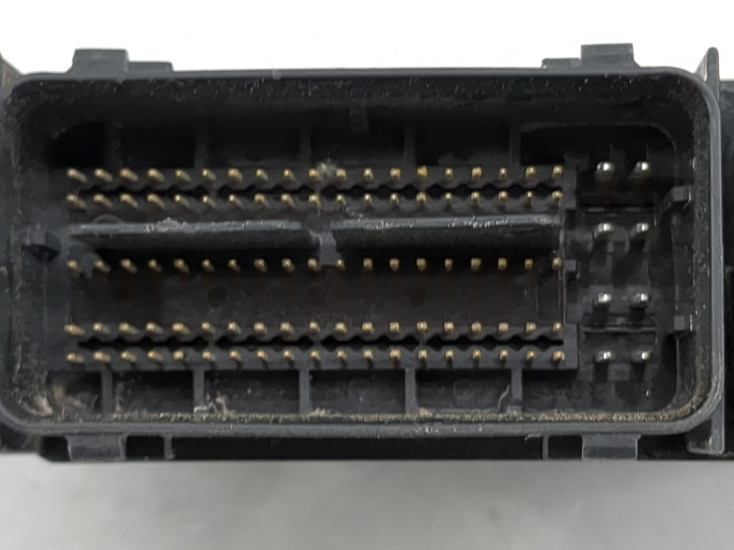 2017 Ford Escape PCM Engine Control Computer ECU ECM PCU OEM P/N:HJ5A-12A650-HA HS7A-12B684-JA Fits Fits 2018 2019 2020 OEM 