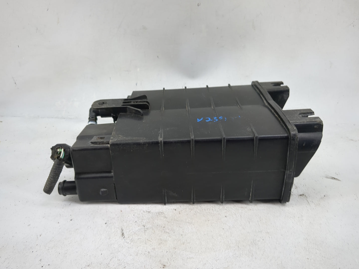 2017 Ford Escape Fuel Vapor Charcoal Canister 1479370 - Oemusedautoparts1.com