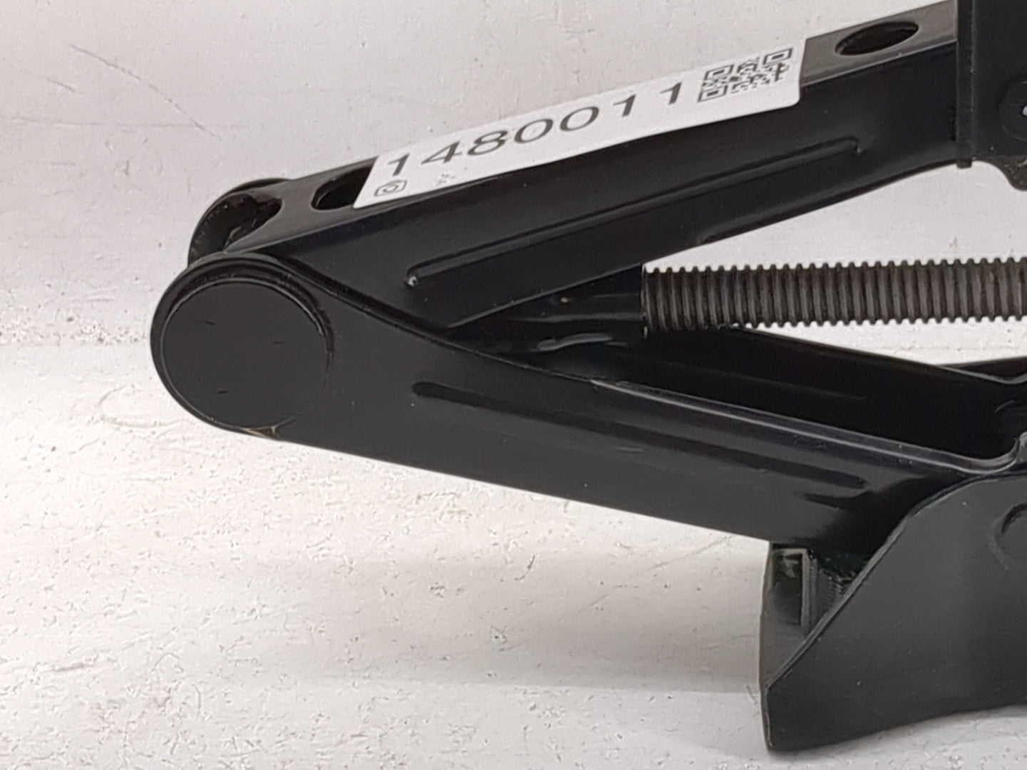 2017 Ford Escape Spare Scissor Car Jack Black - Oemusedautoparts1.com