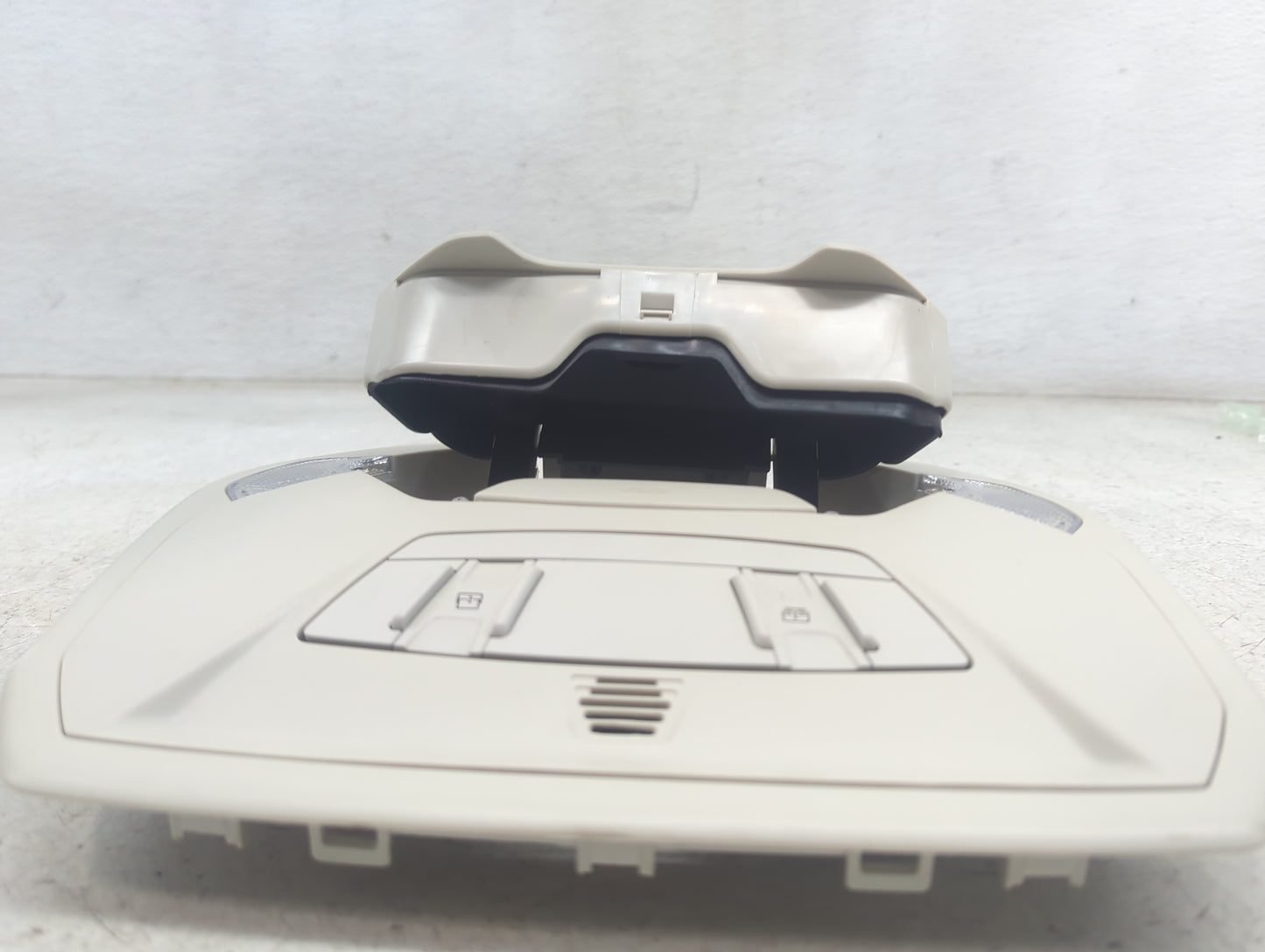 2017 Ford Escape Overhead Roof Console Gray - Oemusedautoparts1.com